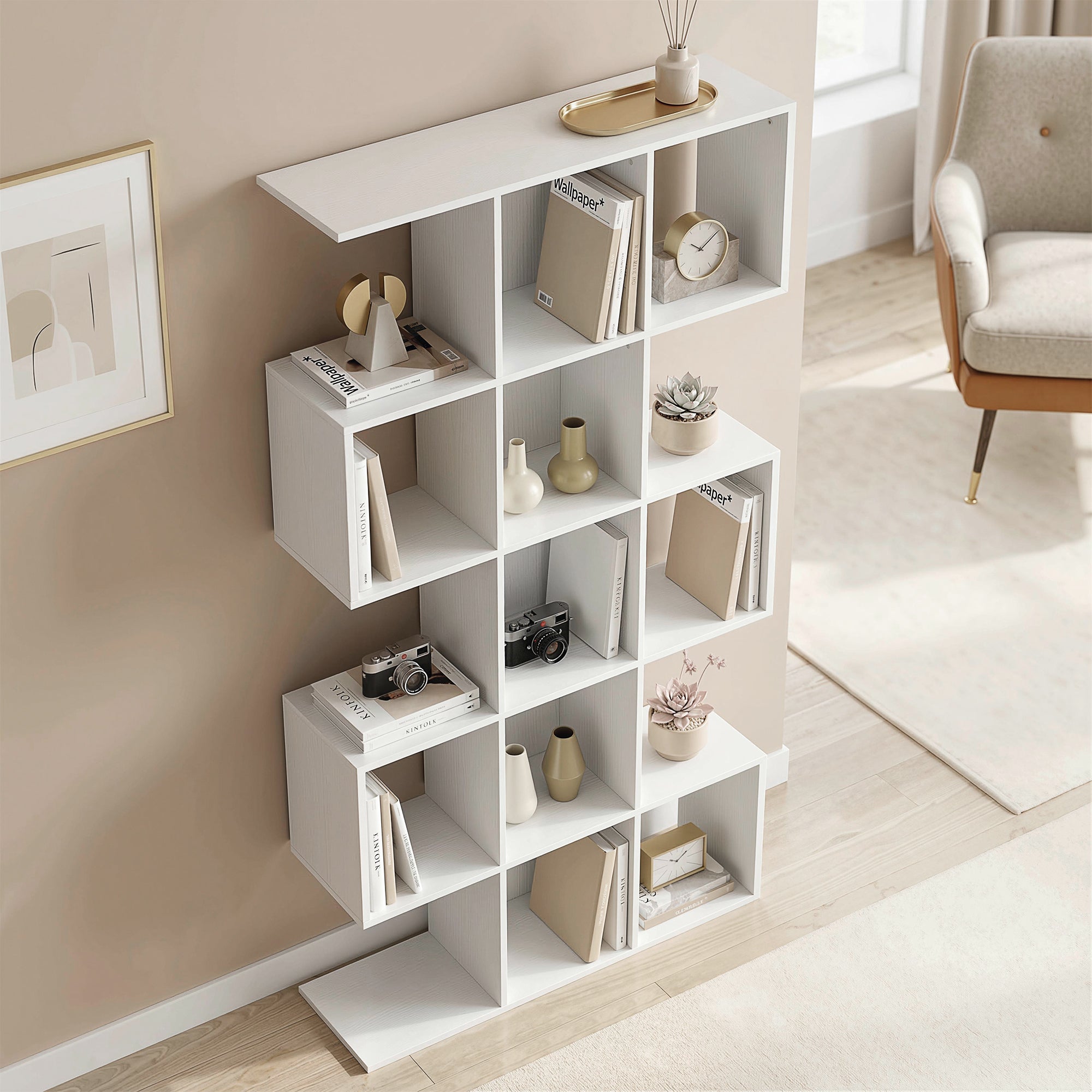 HOMCOM 5-Tier Bookshelf, S Shaped Geometric Bookcase with 15 Compartments, White Wood Effect 