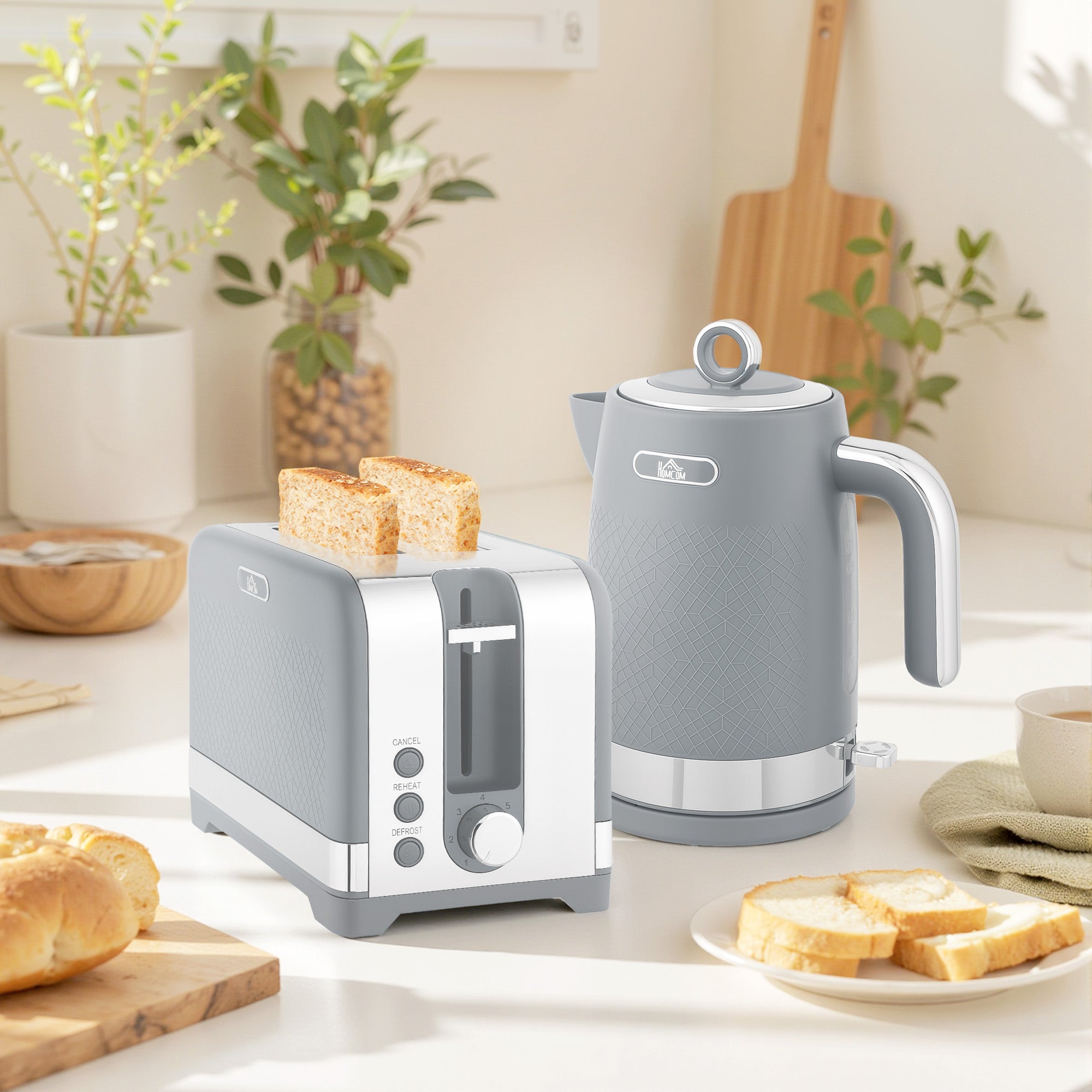 HOMCOM Sleek Textured Kettle and Toaster Set - Grey 
