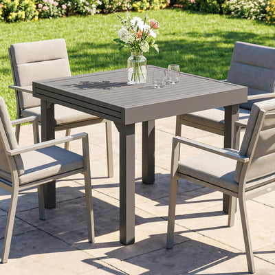 Outsunny Extending Garden Table for 4-8 People, Aluminium Outdoor Dining Table with Slatted Top, Dark Grey 