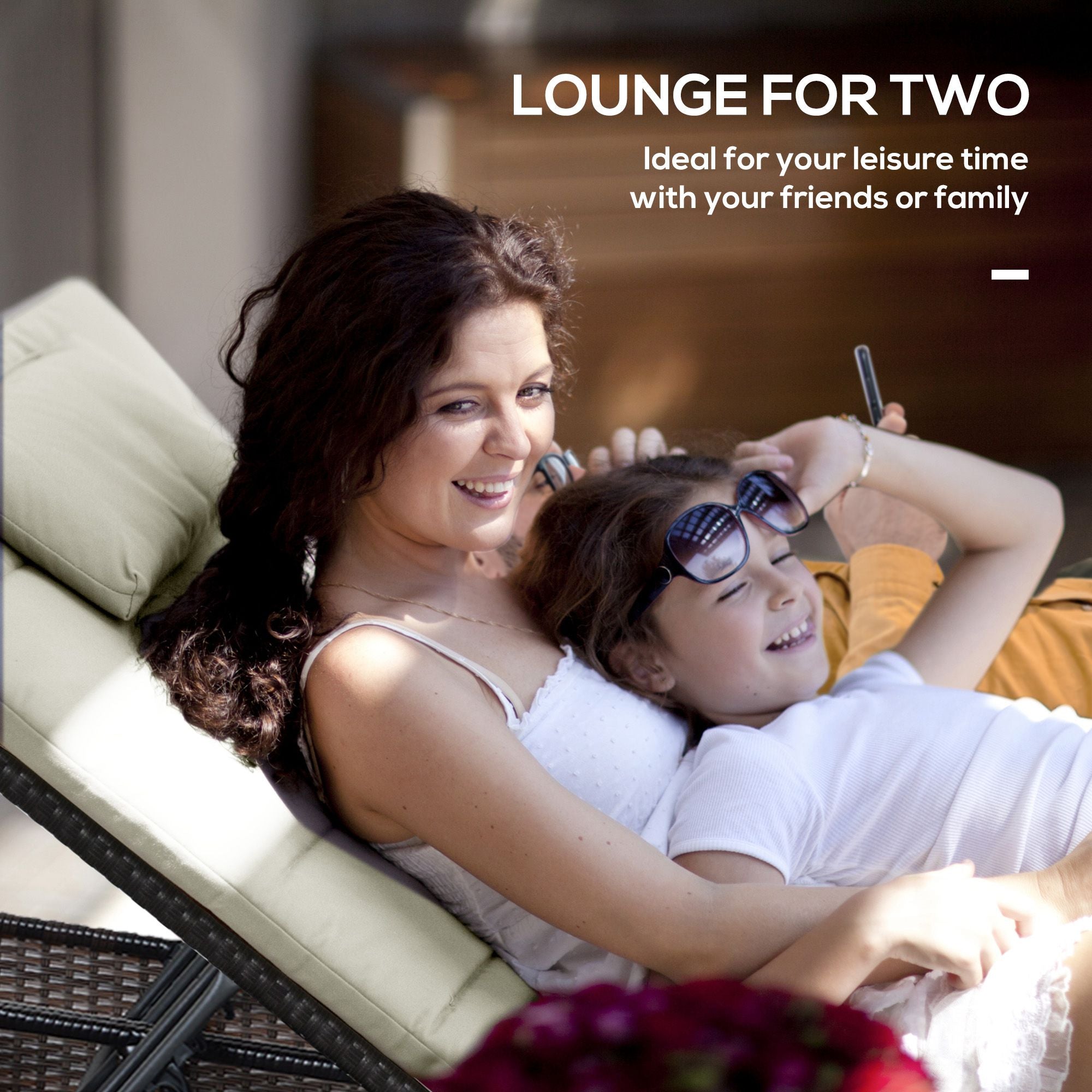 Outsunny 2 Seater Double Rattan Sun Lounger Recliner Day Bed Outdoor Wicker Weave Furniture Sofa w/ Fire Retardant Cushions – Cream 