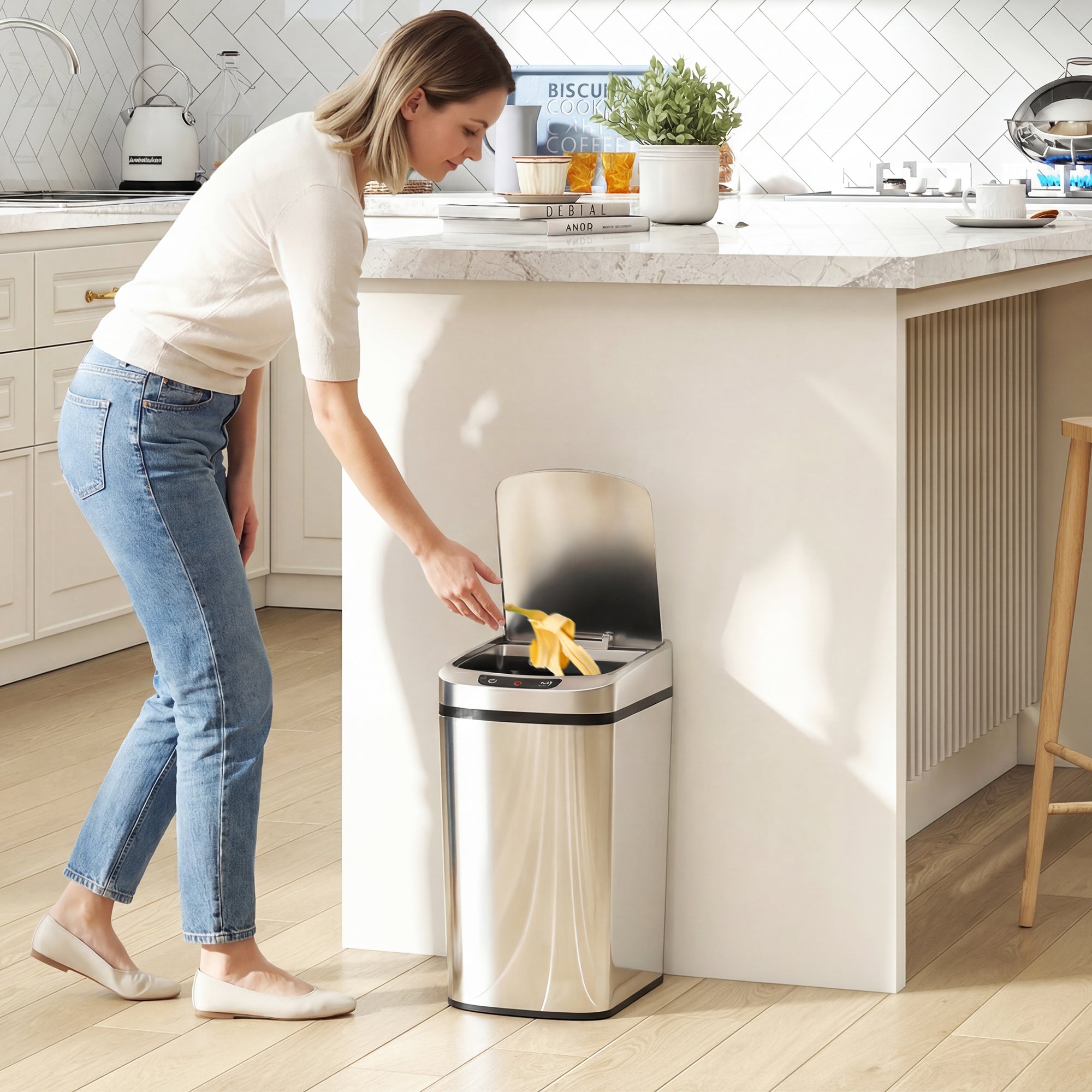 HOMCOM 12L Sensor Bin, Automatic Touchless Motion Sensor Kitchen Bin with Fingerprint Resistant Stainless Steel, Silver 