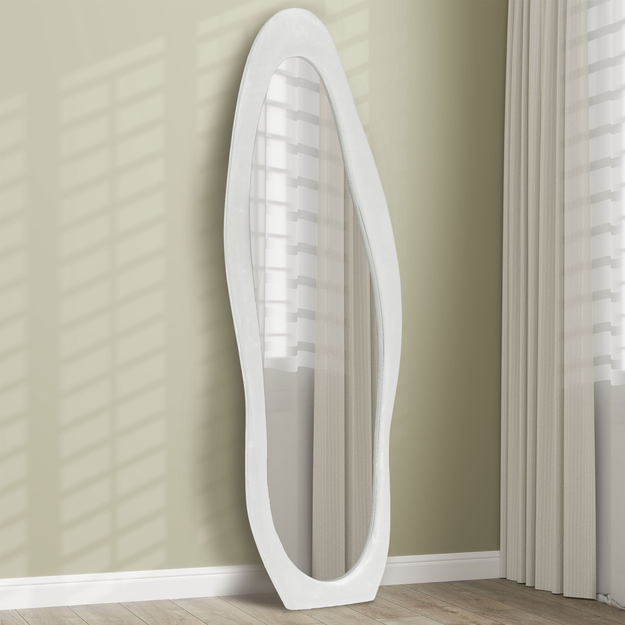 HOMCOM Wavy Velvet-Feel Full Length Mirror - White