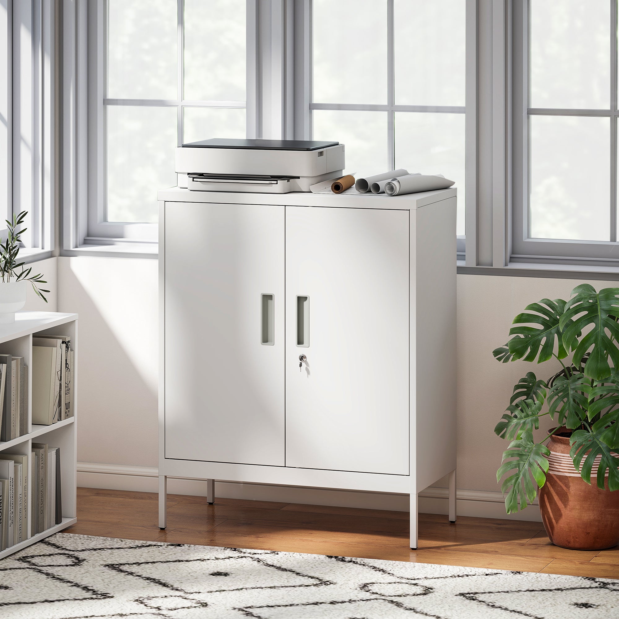 HOMCOM Metal Storage Cabinet with Lock and Adjustable Shelves - White 