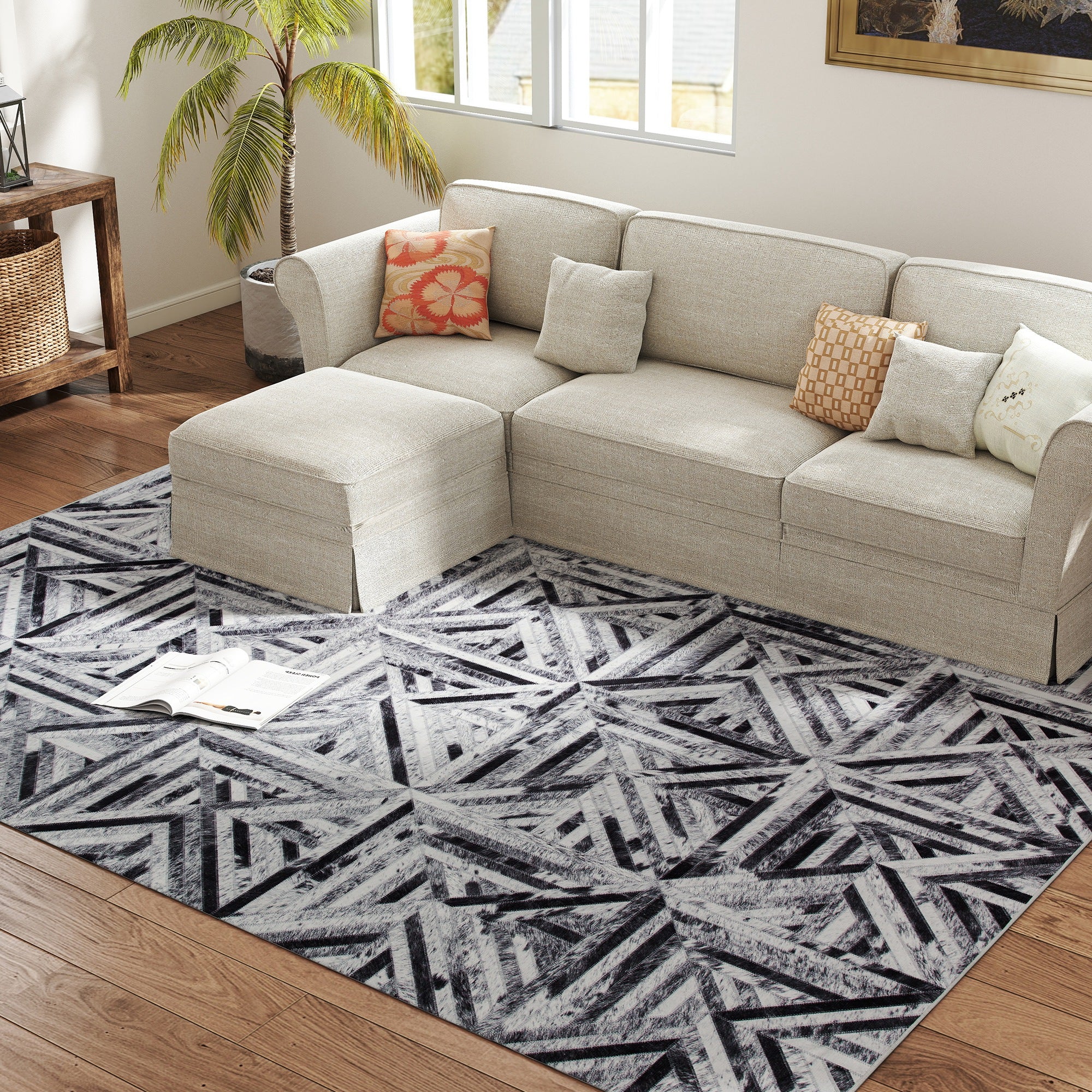 HOMCOM Modern Area Rug, Triangle Pattern Non-Slip Washable Rug, Chenille Floor Carpet for Living Room, Bedroom, Dining Room, Home Office, 290 x 200 cm, Black