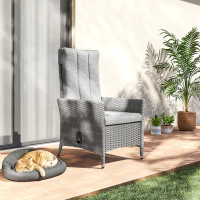 Outsunny 105°-150° Reclining Rattan Chair - Light Grey 