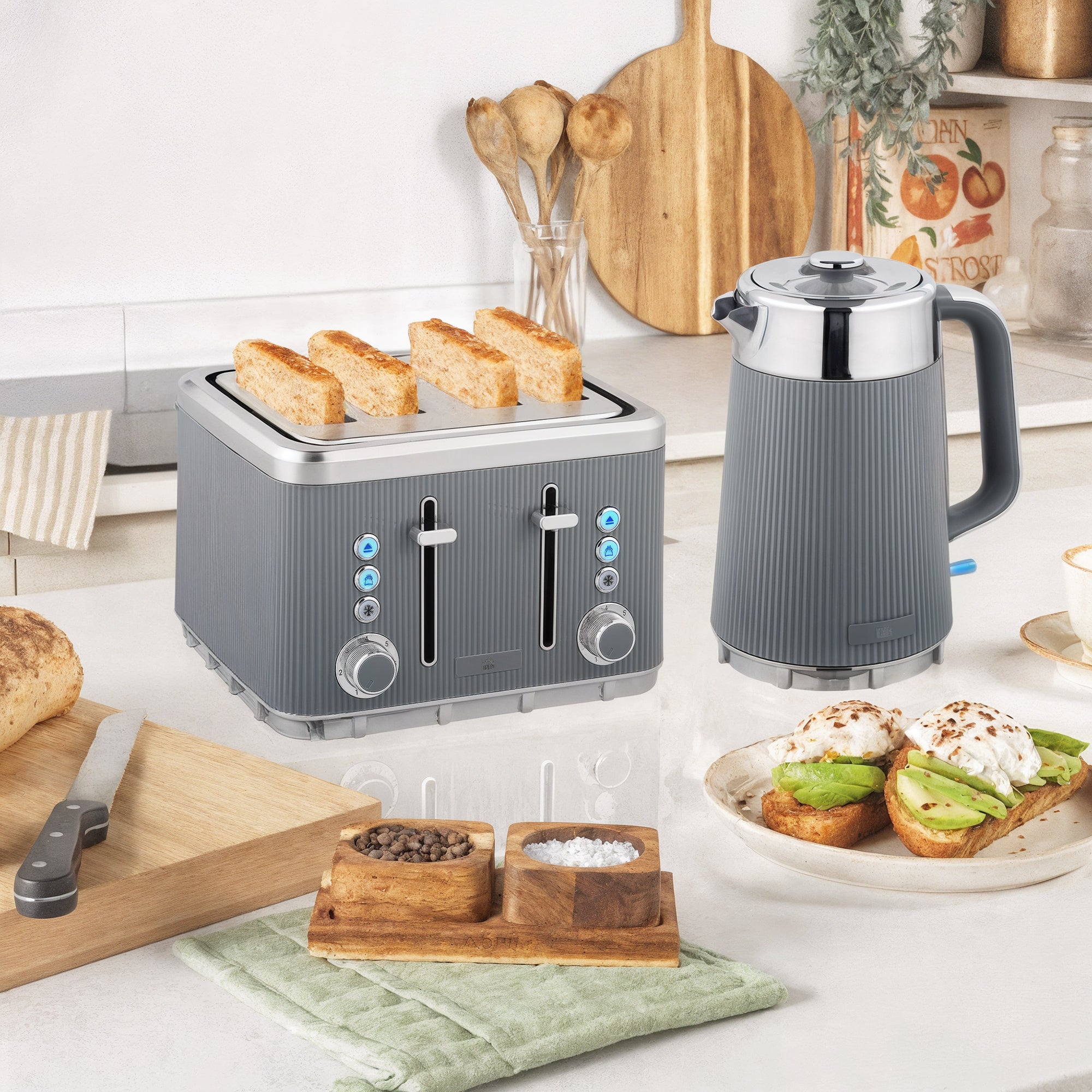 HOMCOM Electric Stainless Steel Kettle and Toaster Set, 3000W 1.7L UK Strix Thermostat Fast Boil Kettle w/ Limescale Filter, Cool Touch Body, 4 Slice Toaster with 7 Browning Levels, Crumb Tray, Grey