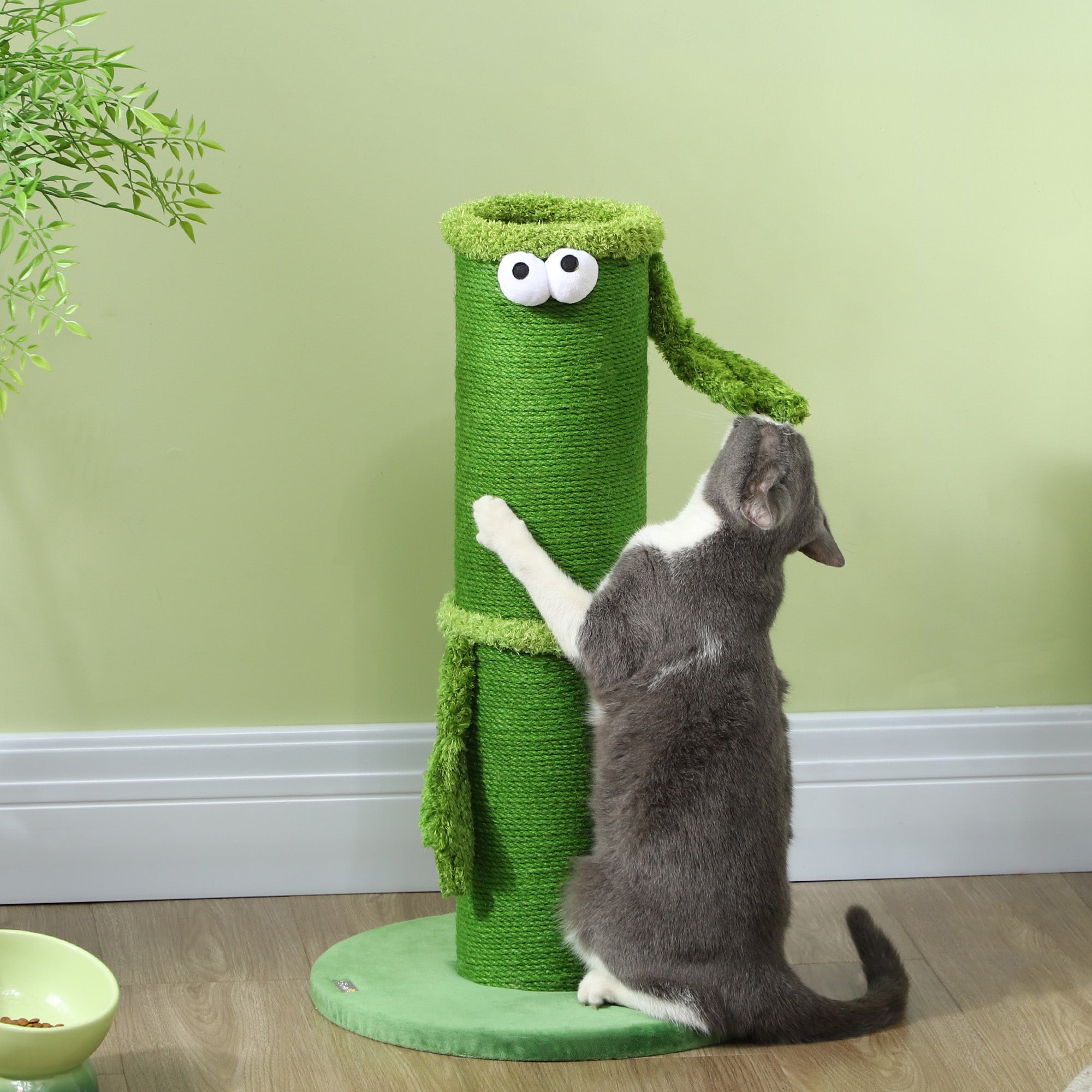 PawHut 63cm Cat Scratching Post for Indoor Cats, with Sisal Rope Cover, Large Base, Green 