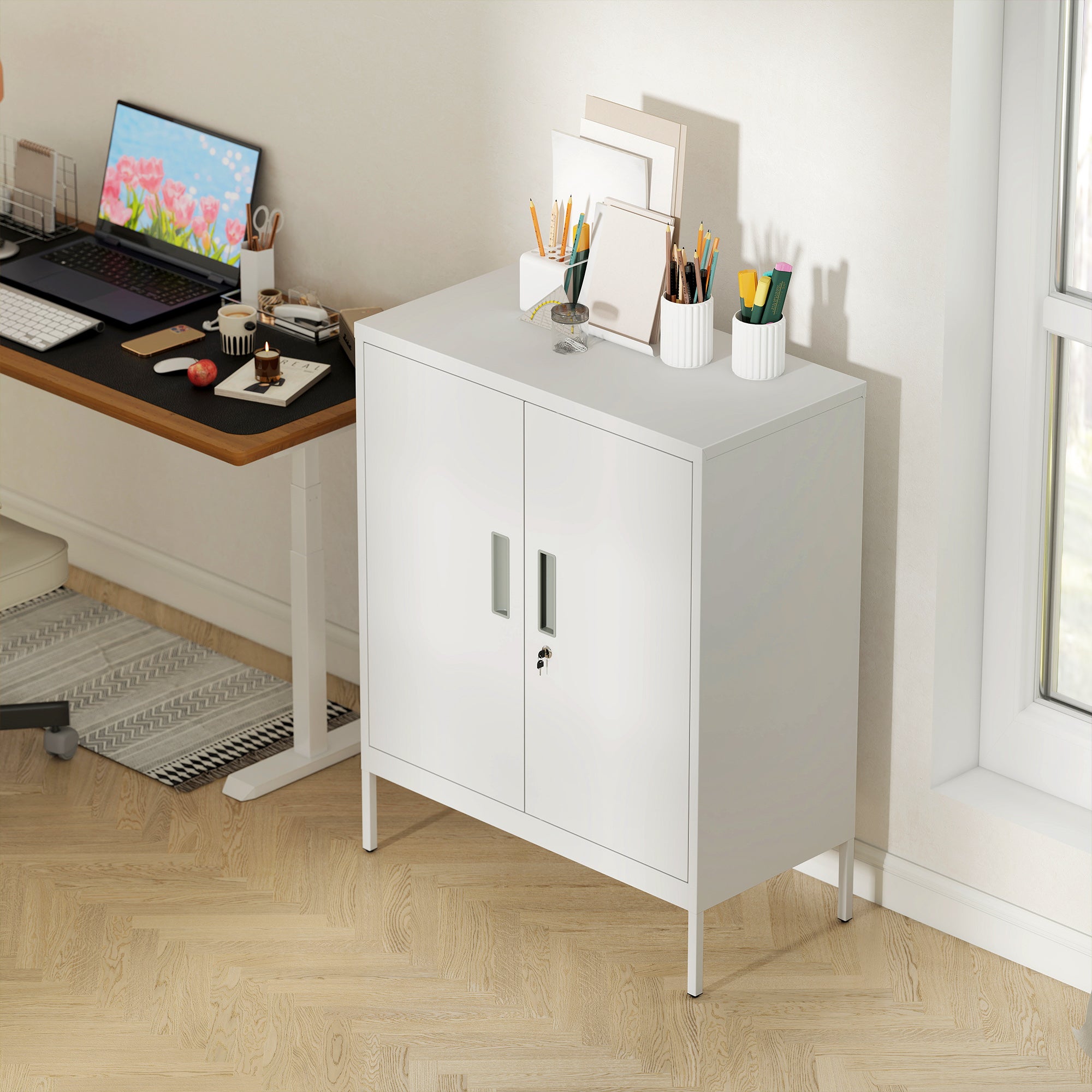 HOMCOM Metal Storage Cabinet with Lock and Adjustable Shelves - White 