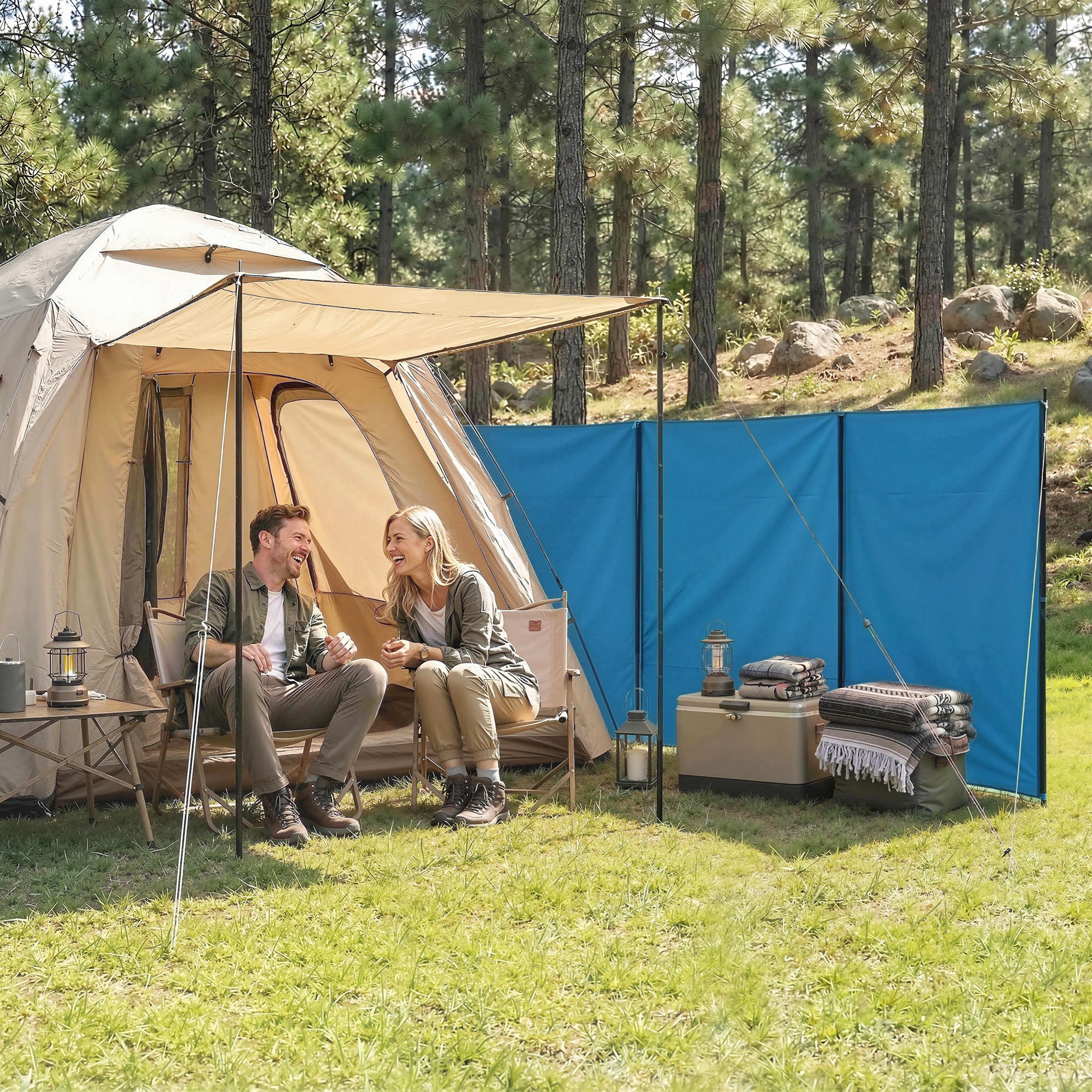 Outsunny Camping Windbreak, Foldable Portable Wind Blocker w/ Carry Bag and Steel Poles, 780cm x 150cm 