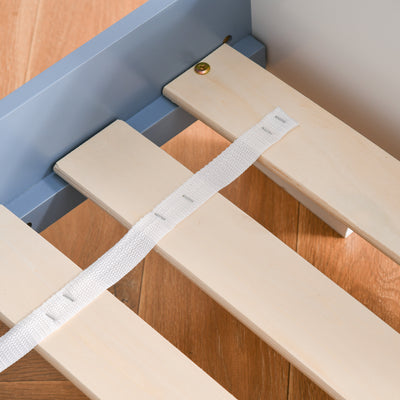 HOMCOM Toddler Bed Frame, Kids Bedroom Furniture for Boys Girls with Safe Guardrails, Low Junior Blue 