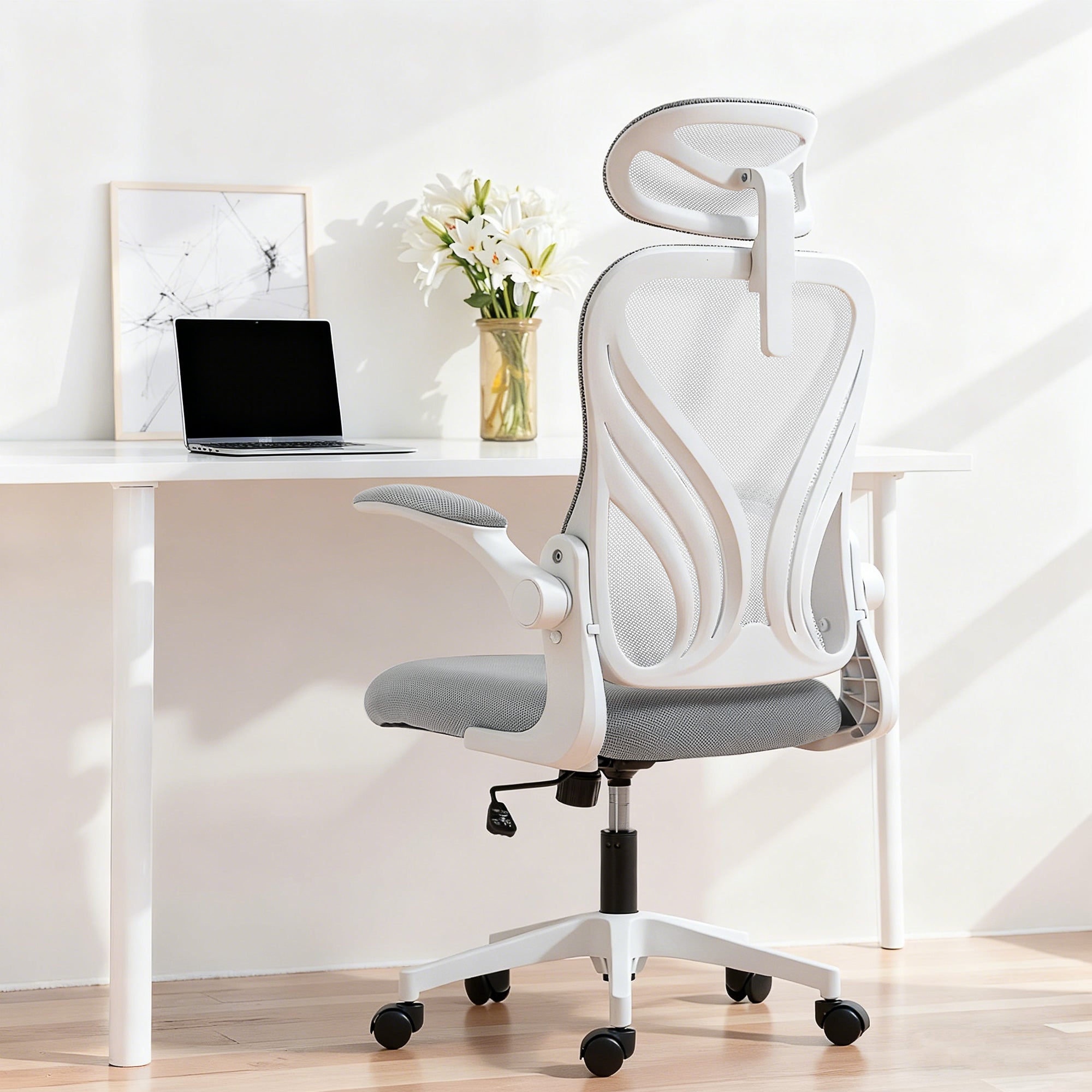 HOMCOM Ergonomic Office Chair with Foldable Backrest, 2D Headrest - Light Grey 