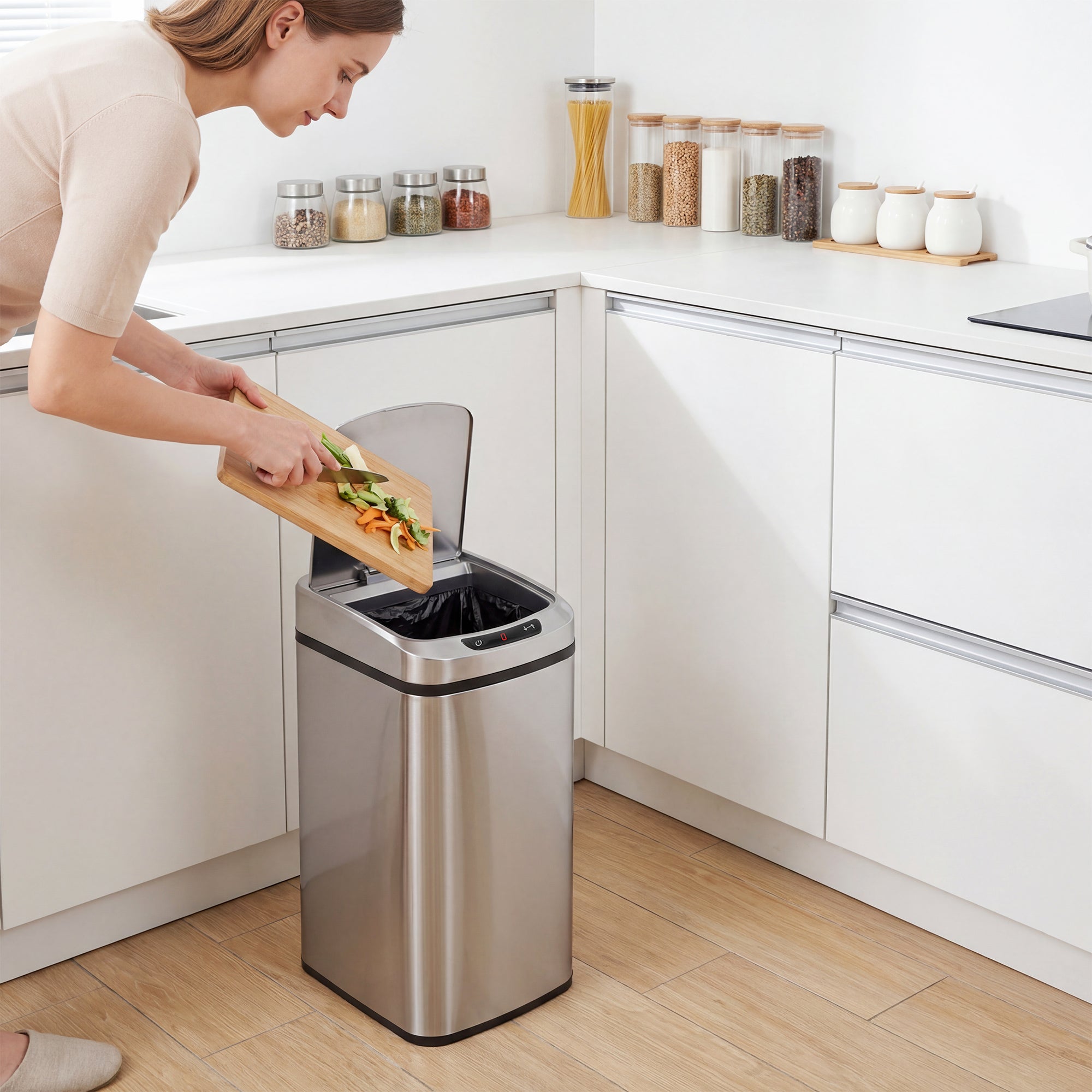 HOMCOM 12L Sensor Bin, Automatic Touchless Motion Sensor Kitchen Bin with Fingerprint Resistant Stainless Steel, Silver 