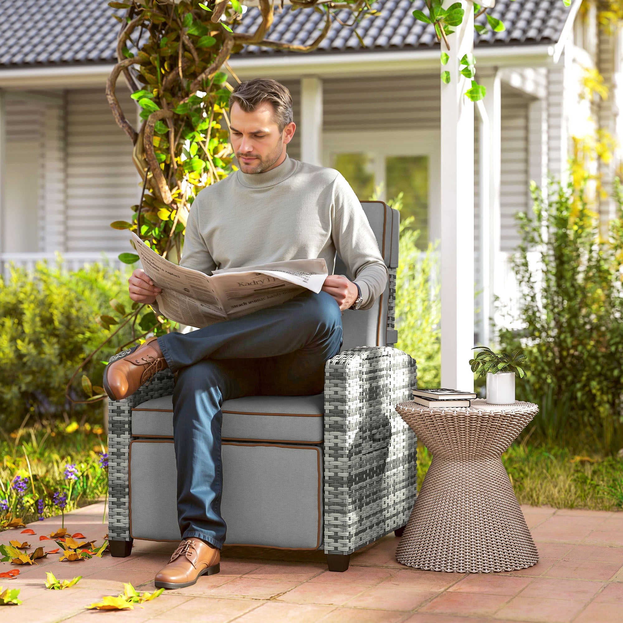 Outsunny Rattan Garden Recliner Chair, Adjustable Backrest Reclining Rattan Chair with Flip Table, Cushion and Footrest, Indoor Outdoor Lounge Reclining Sun Lounger for Patio, Mixed Grey/Grey 