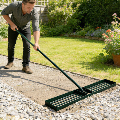 Outsunny Lawn Levelling Rake, 113 x 26 cm Lawn Leveller Lute with 169 cm Handle for Grass Soil Sand Yard Golf Course 