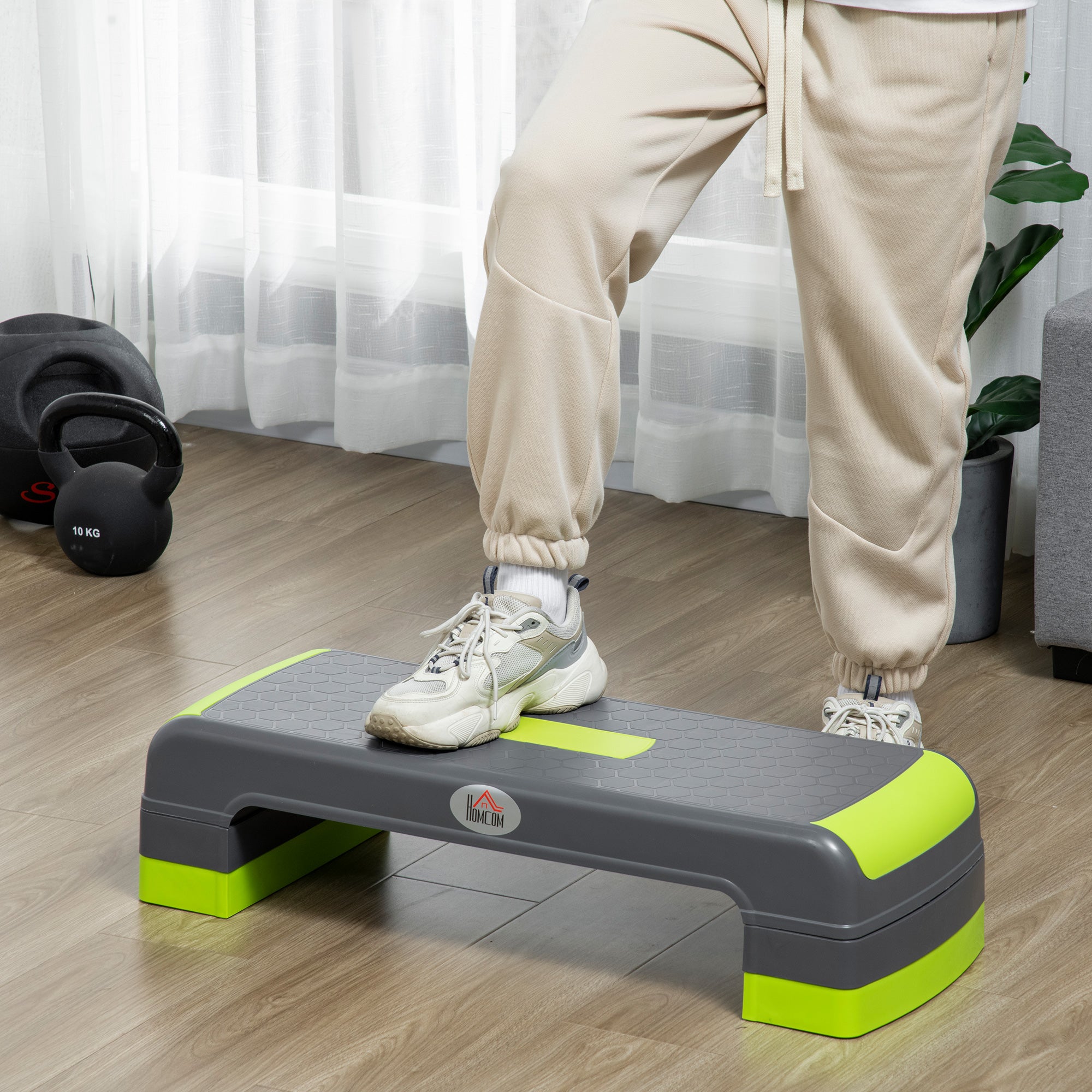 HOMCOM Aerobic Step with 3-Level Adjustable Heights for Home, Office Exercise, Grey and Green 