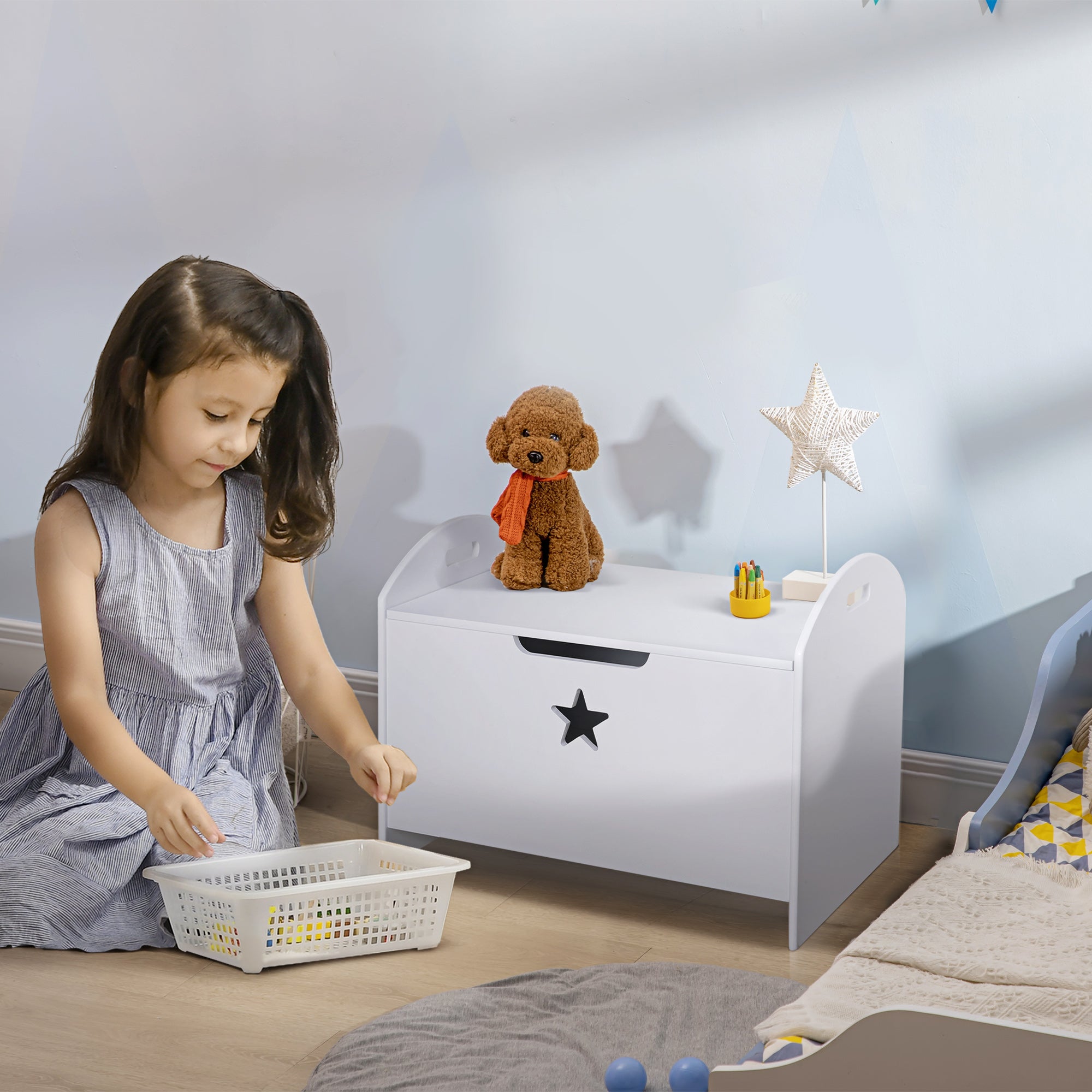 HOMCOM Kids Wooden Toy Box Organizer Children's Toy Storage with Lid Safety Hinge Side Handle Playroom Furniture White 