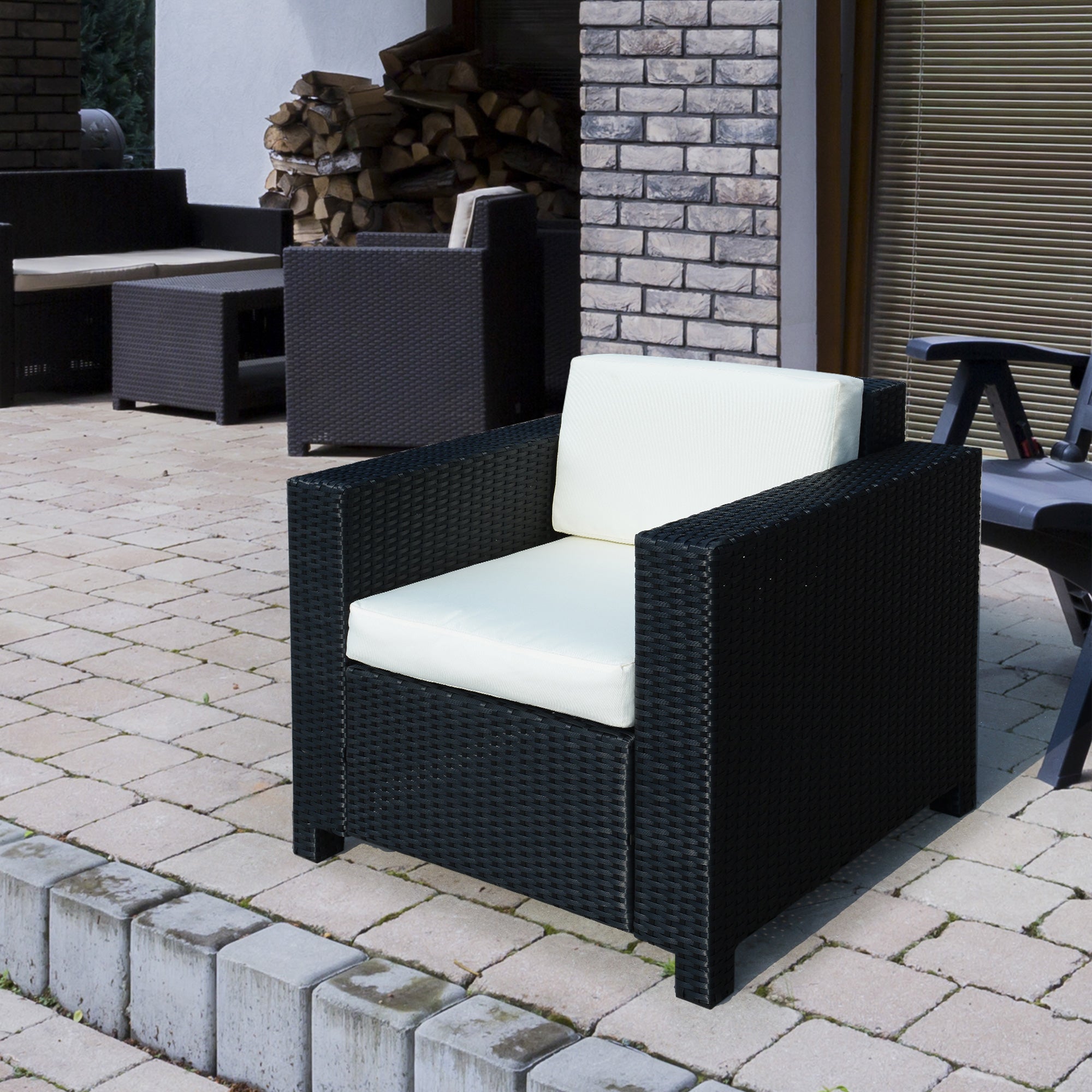Outsunny Single Seater Rattan Chair Sofa with 10 cm Thick Padded Cushion, All-Weather PE Wicker Weave Garden Armchair with Armrests, Black 