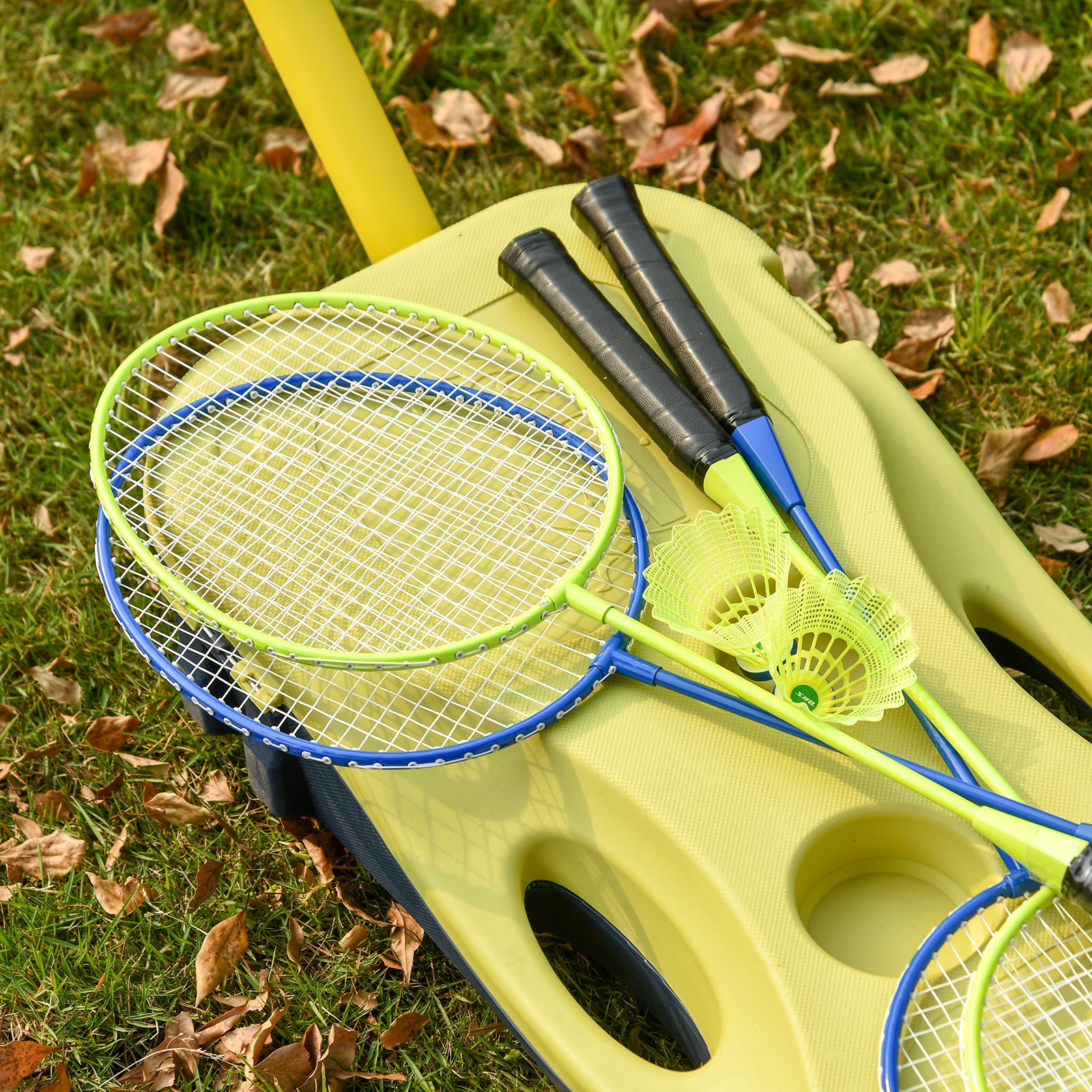 HOMCOM Portable Folding Badminton Net Set with 4 Badminton Rackets and 2 Nylon Shuttlecocks, for Adults Kids Indoor Outdoor Exercise Training 