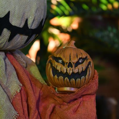 HOMCOM 77cm Halloween Scarecrow Decoration, Outdoor Activated Prop with Light Up Eyes, Sound Activated 