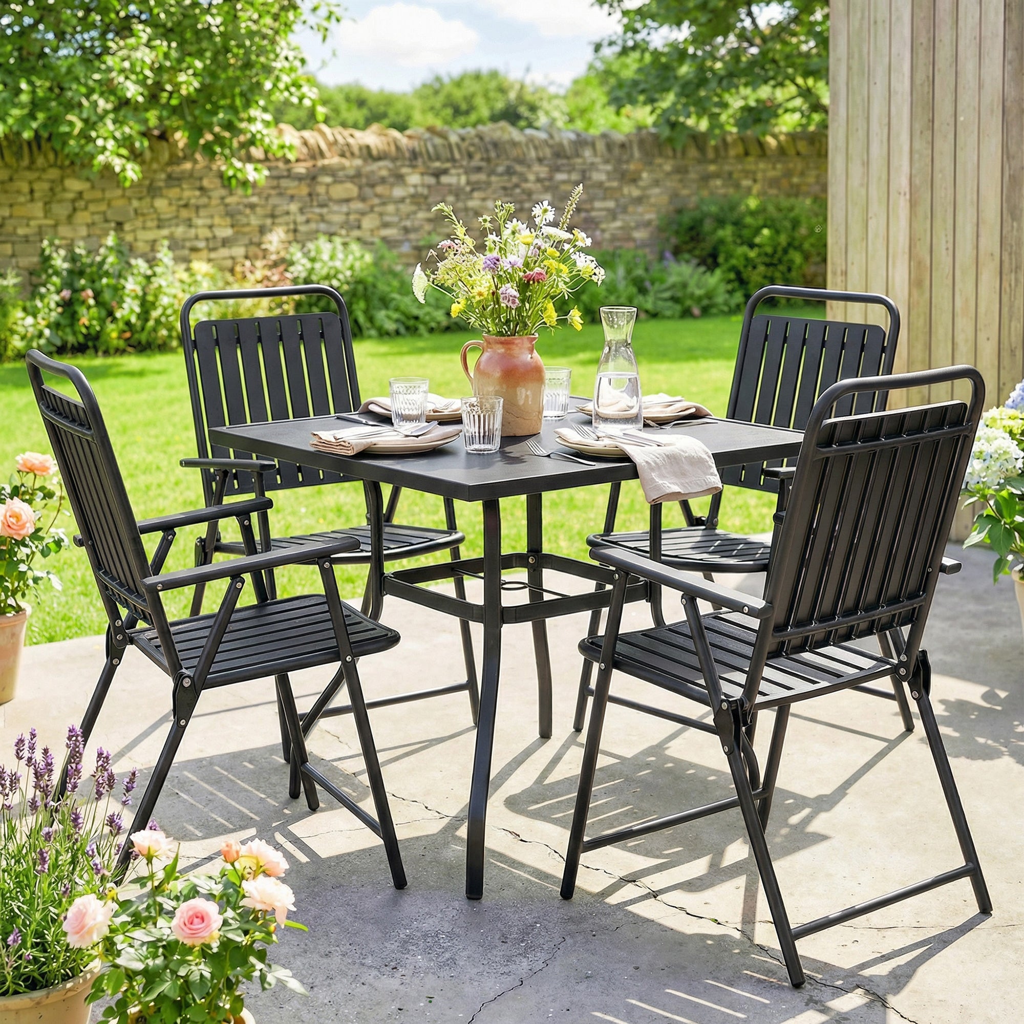 Outsunny Folding Garden Chairs, Garden Dining Chairs with Plastic Slatted Seat Back, Armrests, Steel Frame, Set of 4, Black 