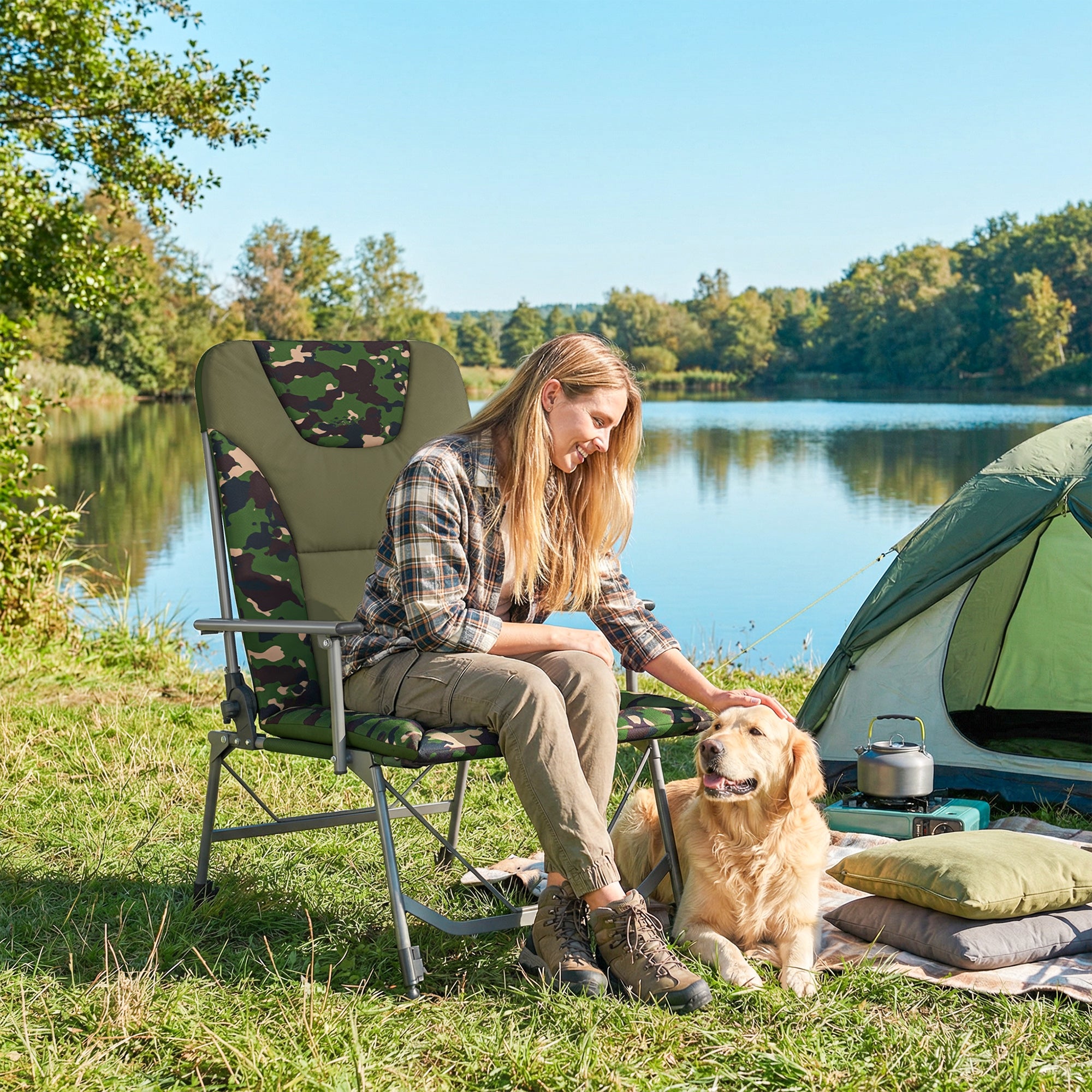 Outsunny Camping Chair Padded Reclining Folding Chair with Wide Armrests for Adults Camouflage 