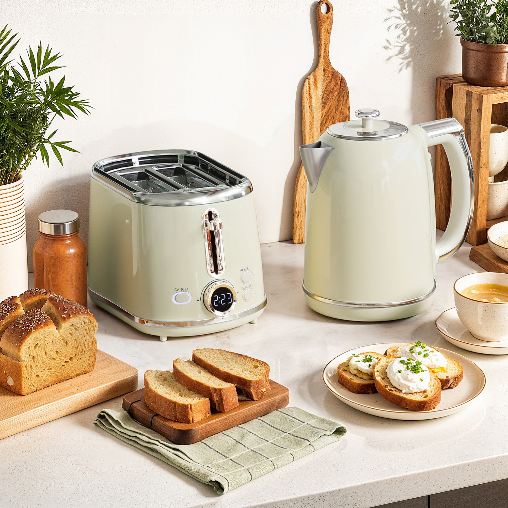 HOMCOM Polished Retro 40-100°C Kettle and Toaster Set - Grey 