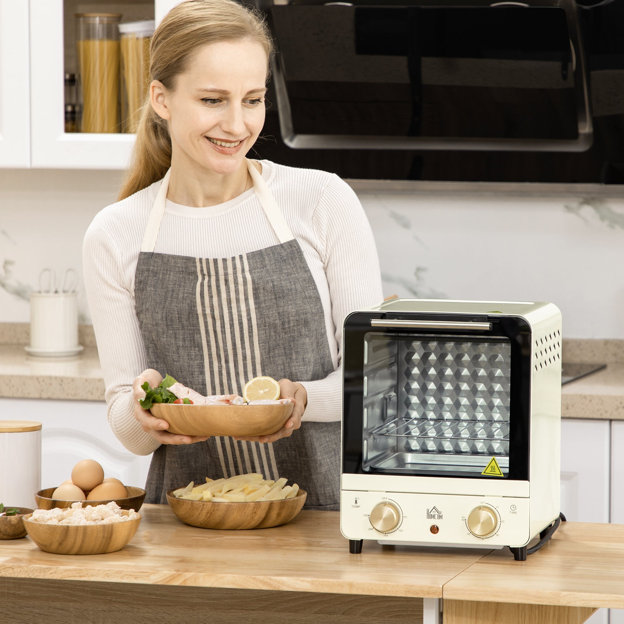 HOMCOM Mini Oven, 15 Litres Electric Oven and Grill with 60-230\'e2\'84\'83 Adjustable Temperature, 60 Minute Timer, Include Baking Tray, Wire Rack and Crumb Tray, 1000W, Cream White
