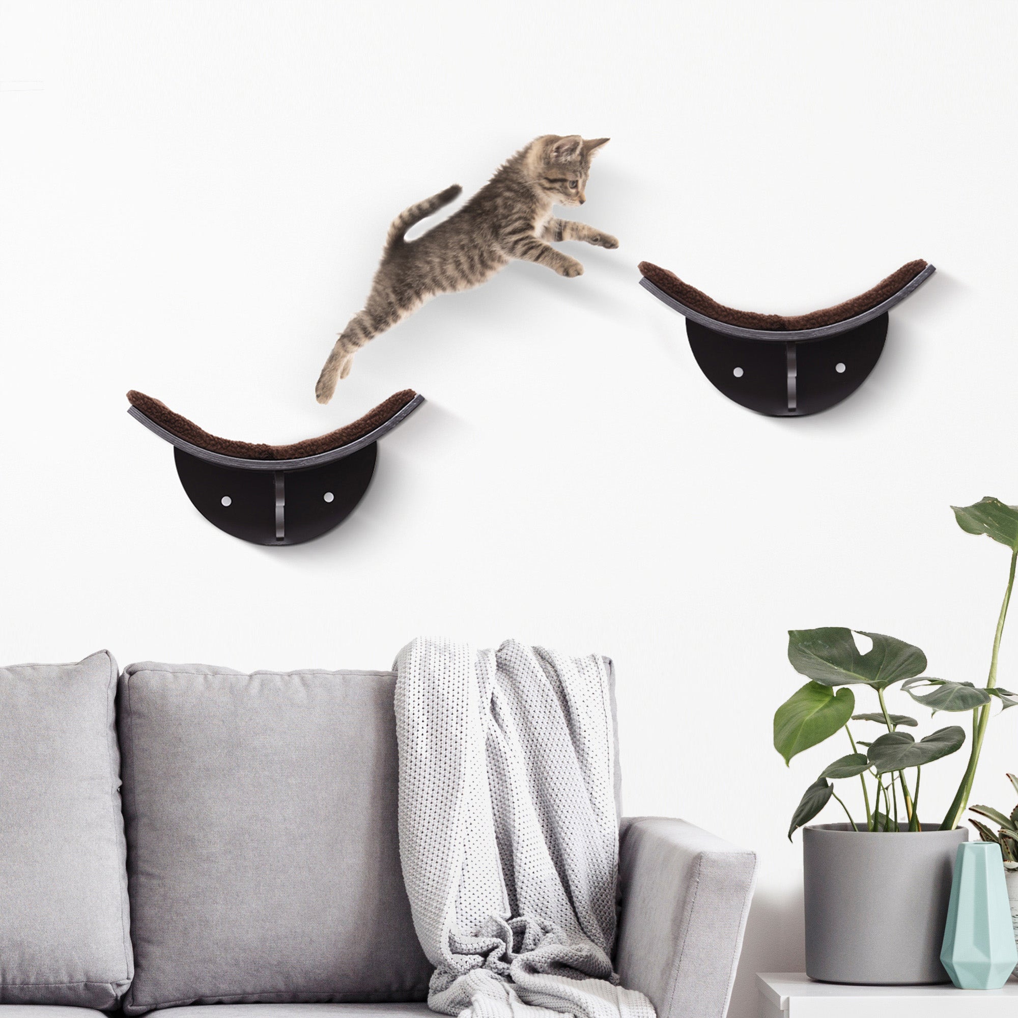 PawHut Wood Cat Shelves Wall-Mounted Shelter Curved Kitten Bed Cat Perch Climber Cat Furniture 41 x 28 x 21cm Brown 