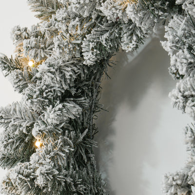HOMCOM 60" Snowy Pine Cone and Berry Christmas Wreath, with LED Lights 