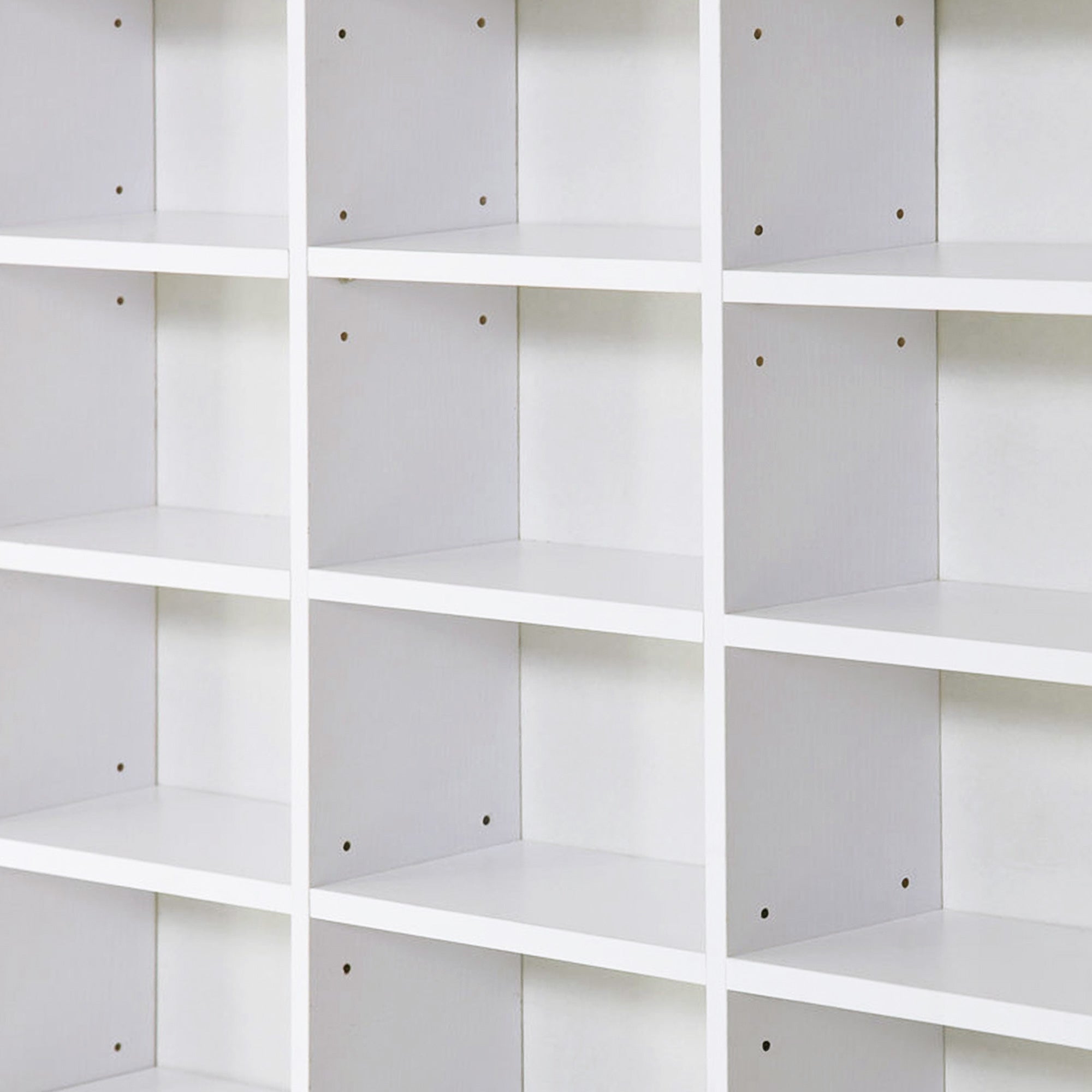HOMCOM 33 Adjustable Compartment Storage Unit - White 