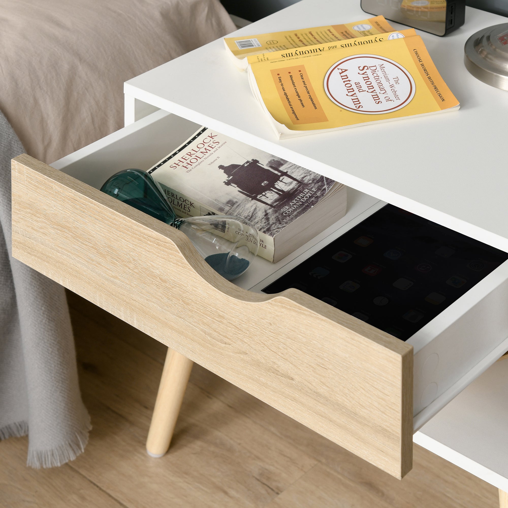 HOMCOM Bedside Table with Drawer and Shelf, Modern Nightstand, End Table for Bedroom, Living Room, White 