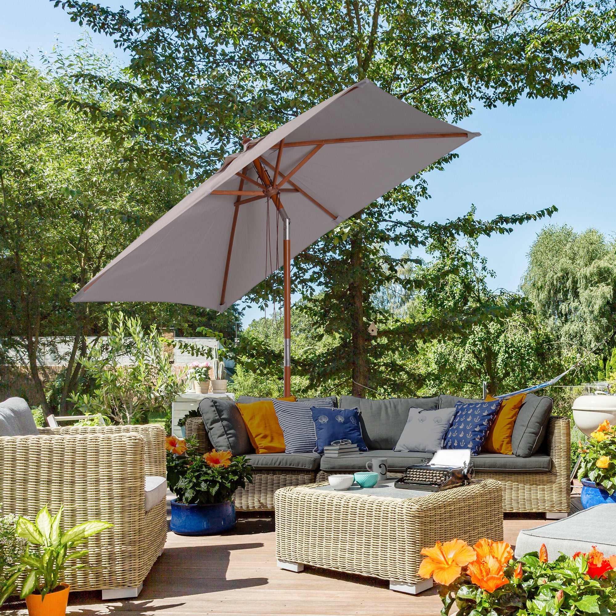 Outsunny 2m x 1.5m Garden Parasol Umbrella with Tilting Sunshade Canopy, Outdoor Market Table Umbrella with Wood and Bamboo Frame, Grey 