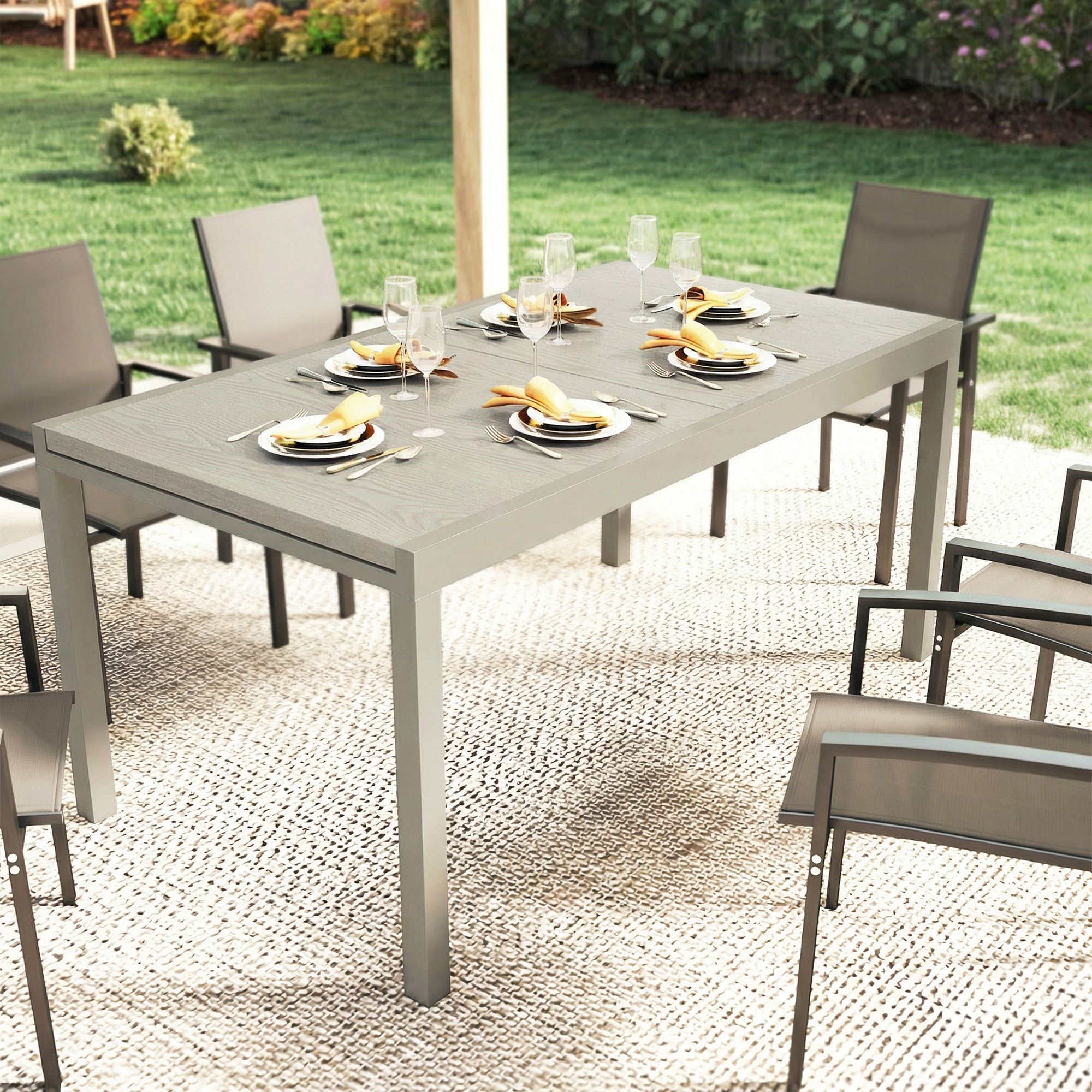 Outsunny Extending Garden Table, Aluminium Outdoor Dining Table for 8-10 with Wood-Like Grained Surface, Light Grey Wood Effect 