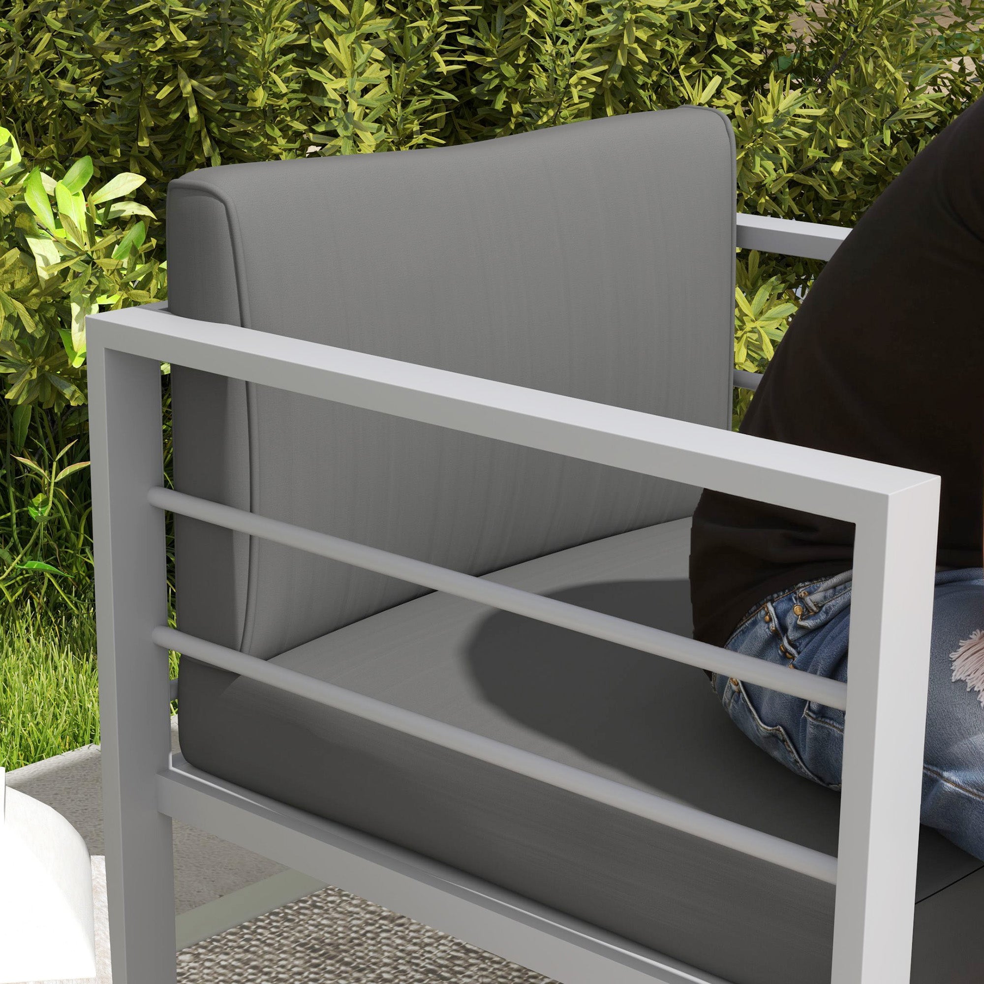 Outsunny Patio Furniture Aluminium Armchair, All-Weather Outdoor Single Sofa, Metal Frame Outdoor Chair with Cushions for Garden, Balcony, Charcoal Grey 