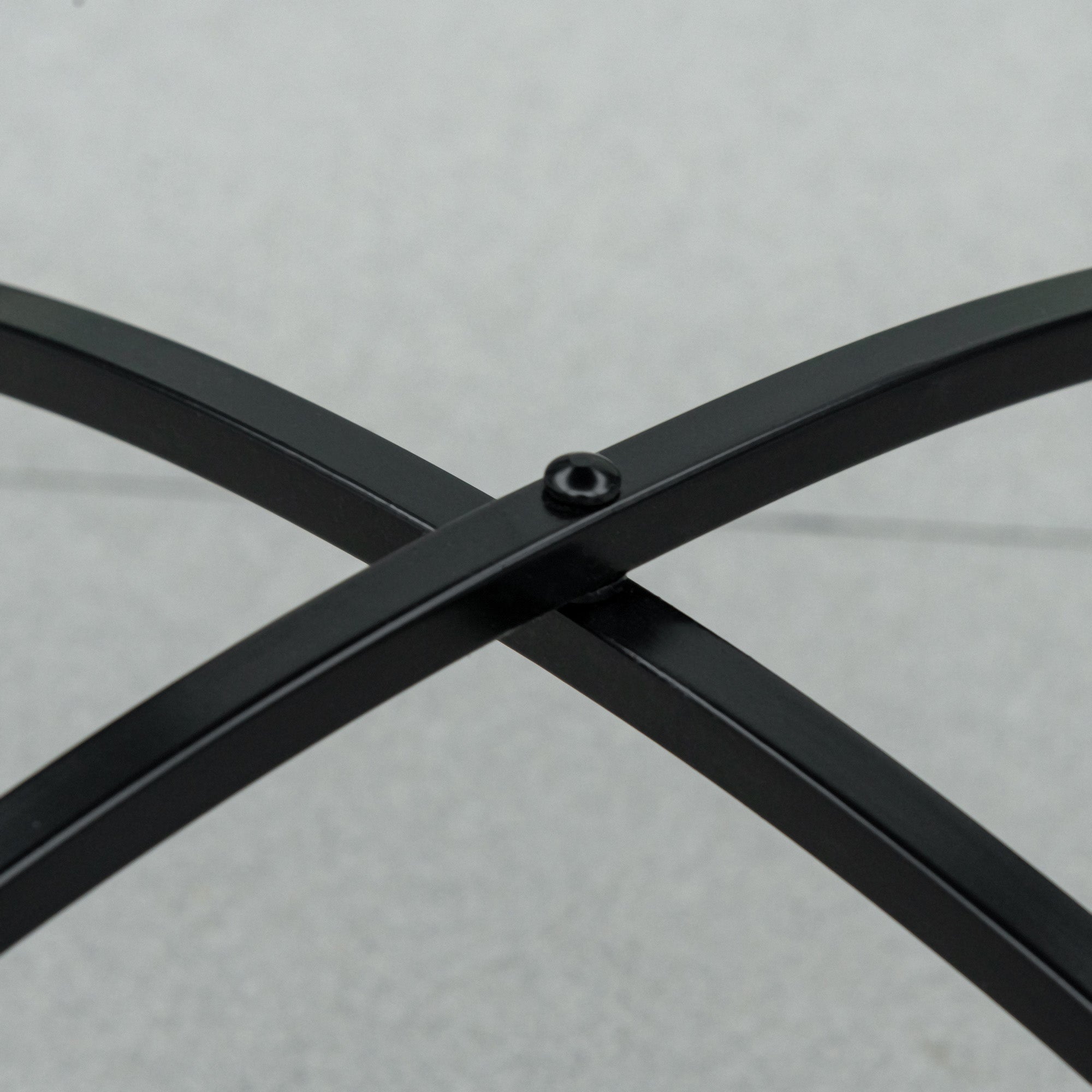 Outsunny Φ60cm Mosaic Outdoor Patio Table - Red 