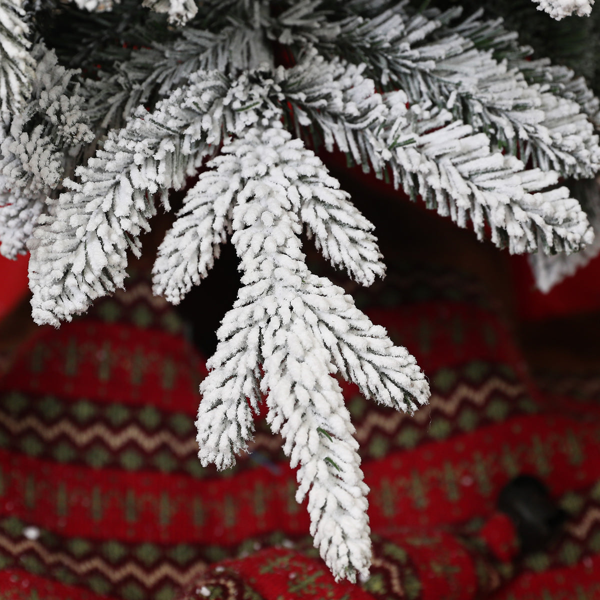 HOMCOM 7ft Snow-Covered Unlit Artificial Christmas Tree 