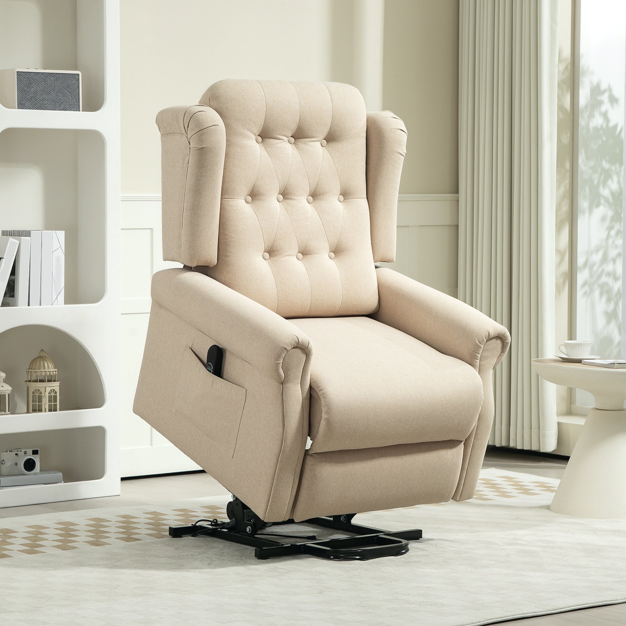 HOMCOM 45\'c2\'b0 Lifting Riser and Recliner Armchair  - Beige