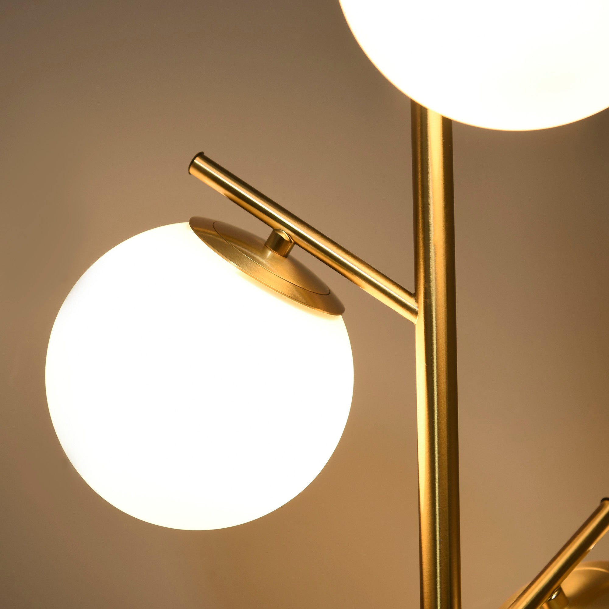 HOMCOM 3-Light Tree Floor Lamps for Living Room, Modern Standing Lamp for Bedroom with Globe Lampshade, Steel Base, Bulb not Included, Gold Tone 