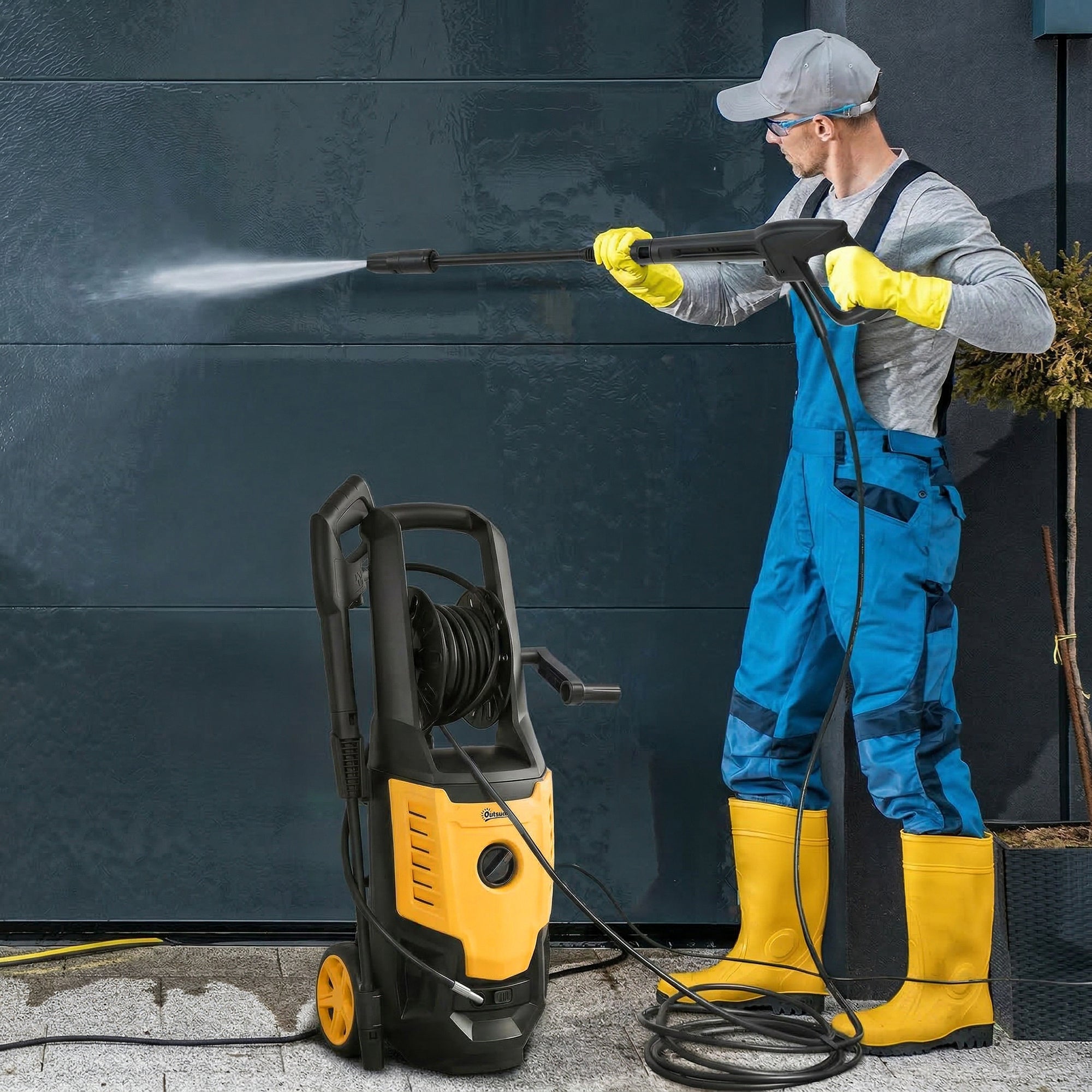 Outsunny 2200W High Pressure Washer, 170 Bar Pressure Washer with Adjustable Nozzle and 6M Hose, 33 x 31.5 x 80.5 cm, Yellow 