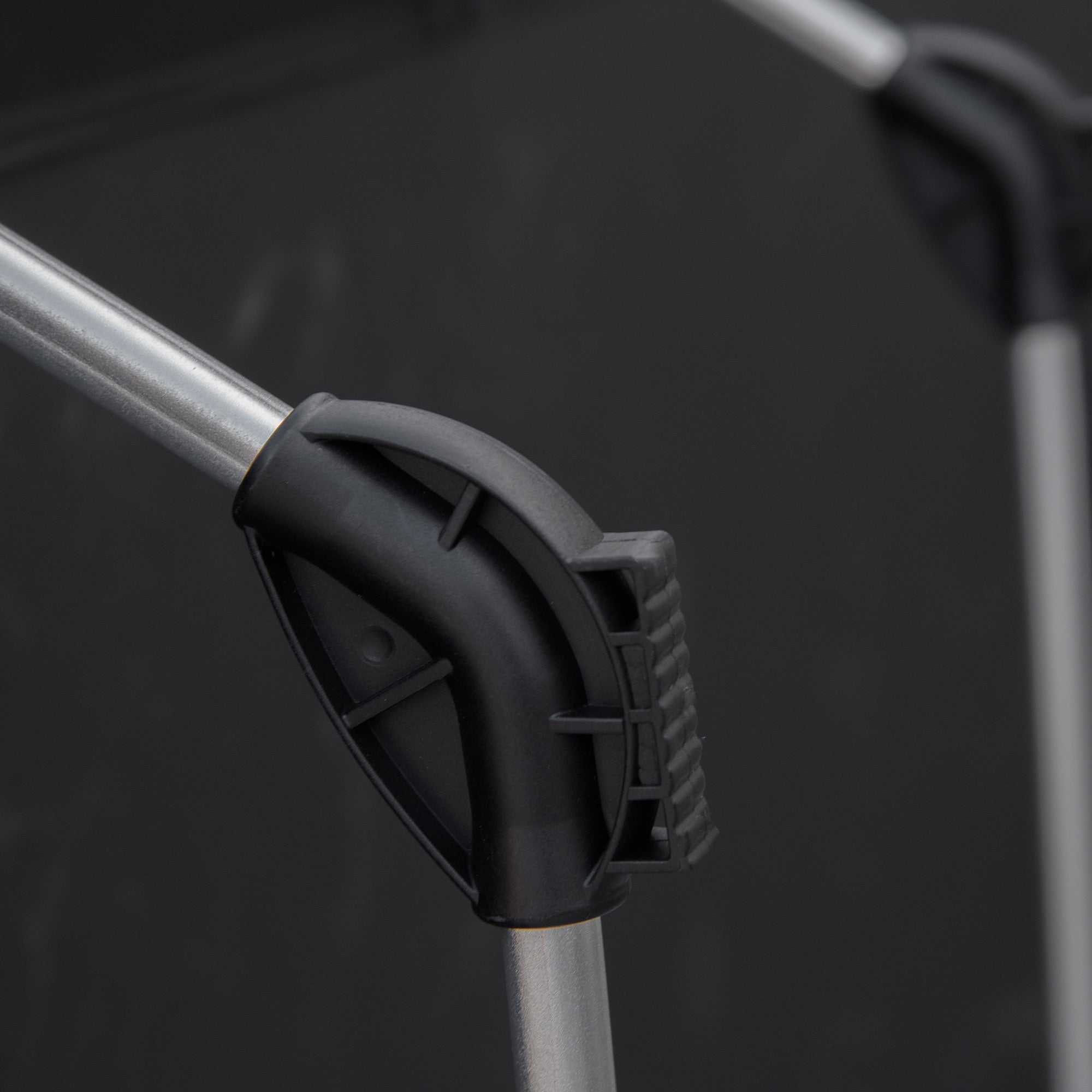 Outsunny Lightweight Camping Bed, Aluminium Portable Camp Cot w/ Strong Support 150kg and Carry Bag for Camping, Black