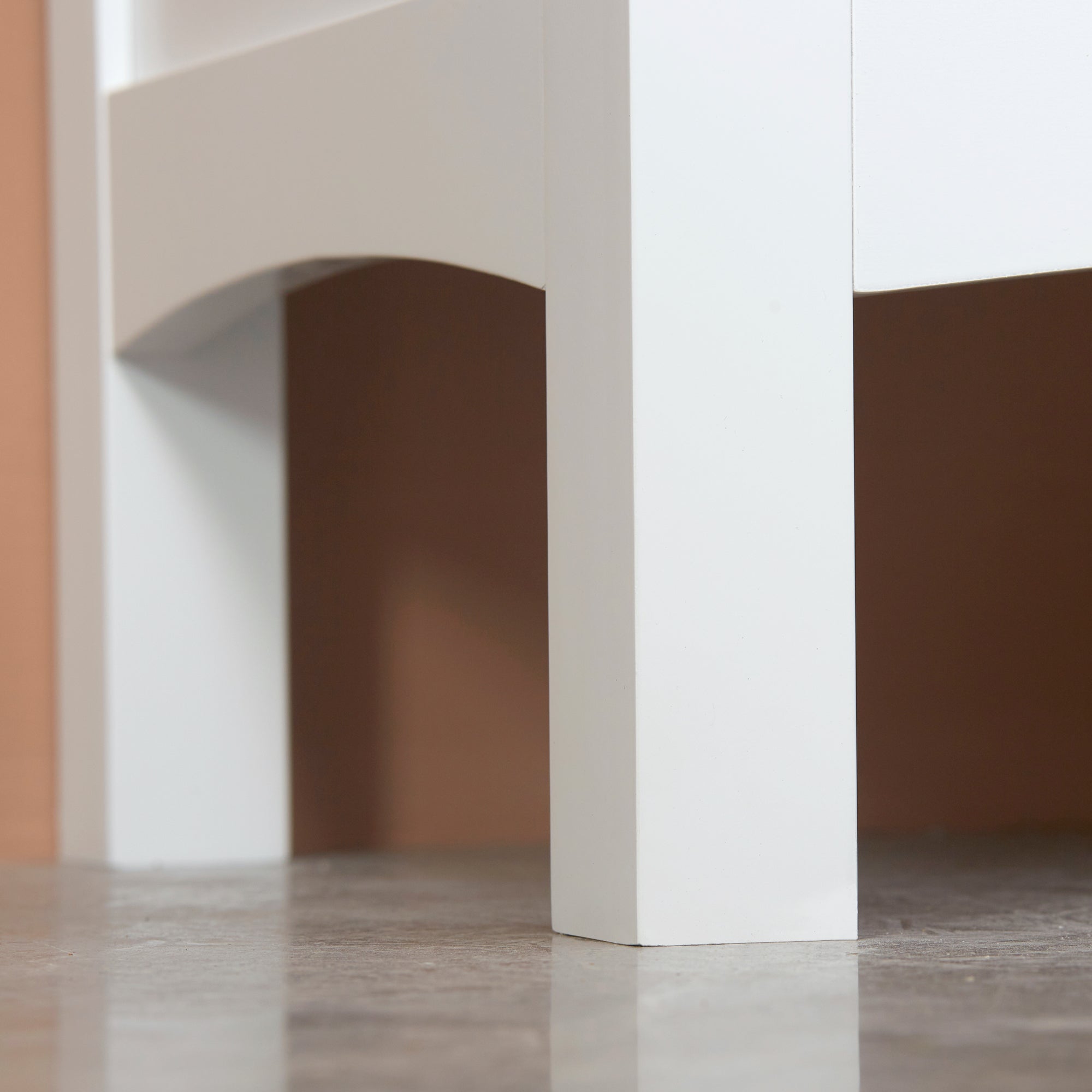 kleankin Tall Bathroom Storage Unit, Slim Bathroom Cabinet with Adjustable Shelves and Double Door, White