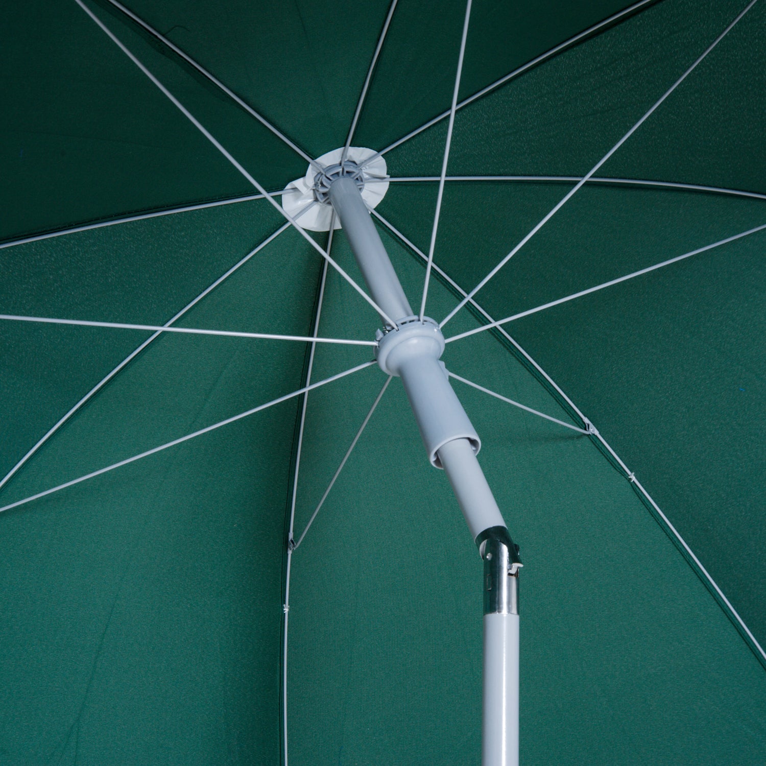 Outsunny 2.2m Beach Umbrella, Portable Parasol with Tilting Function, Outdoor Sunshade Shelter with 8 Ribs, Green 