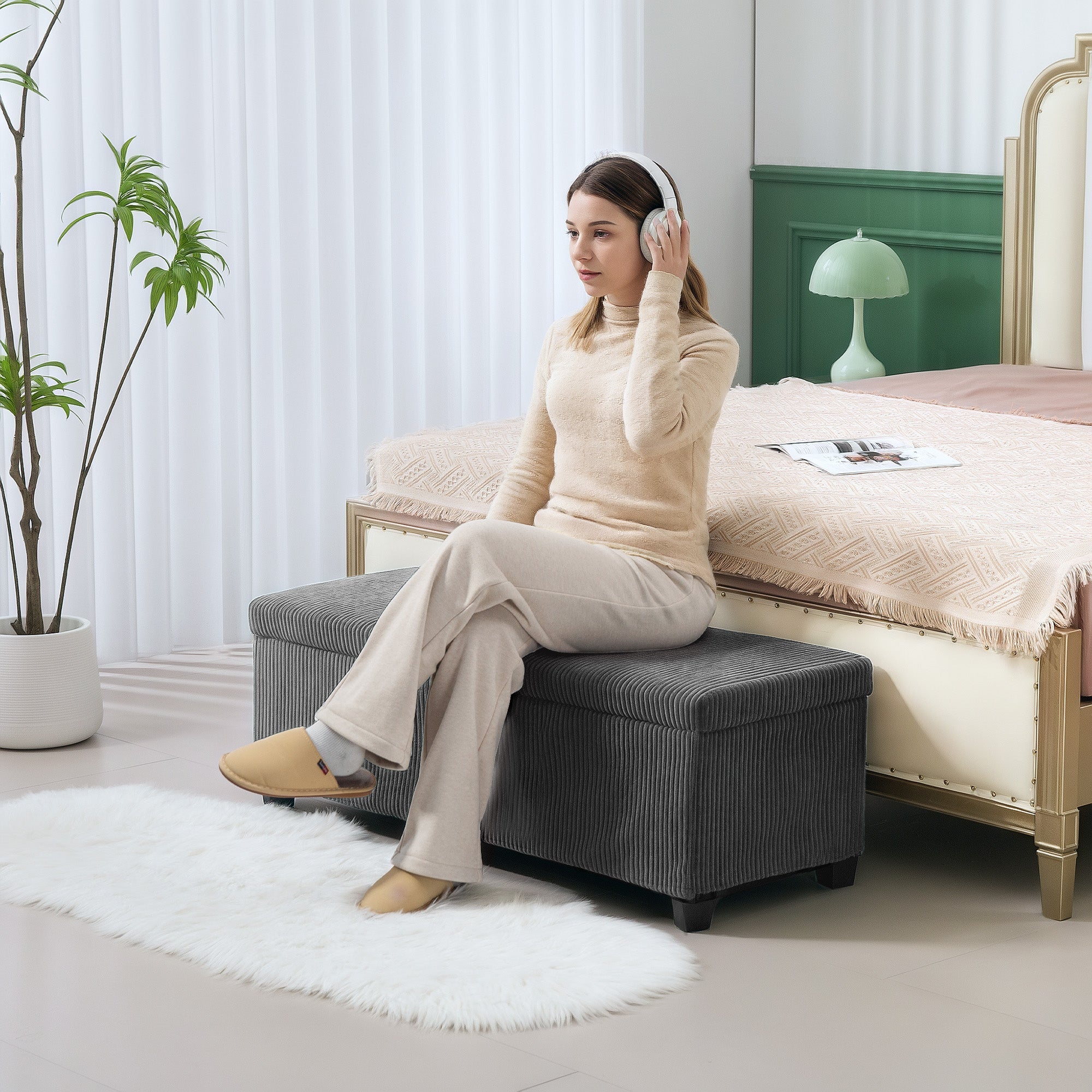 HOMCOM Storage Ottoman Bench, Corduroy Footstool with Removable Lid and Legs, 112cm Storage Chest Box for Living Room, Bedroom, Hallway, Grey 