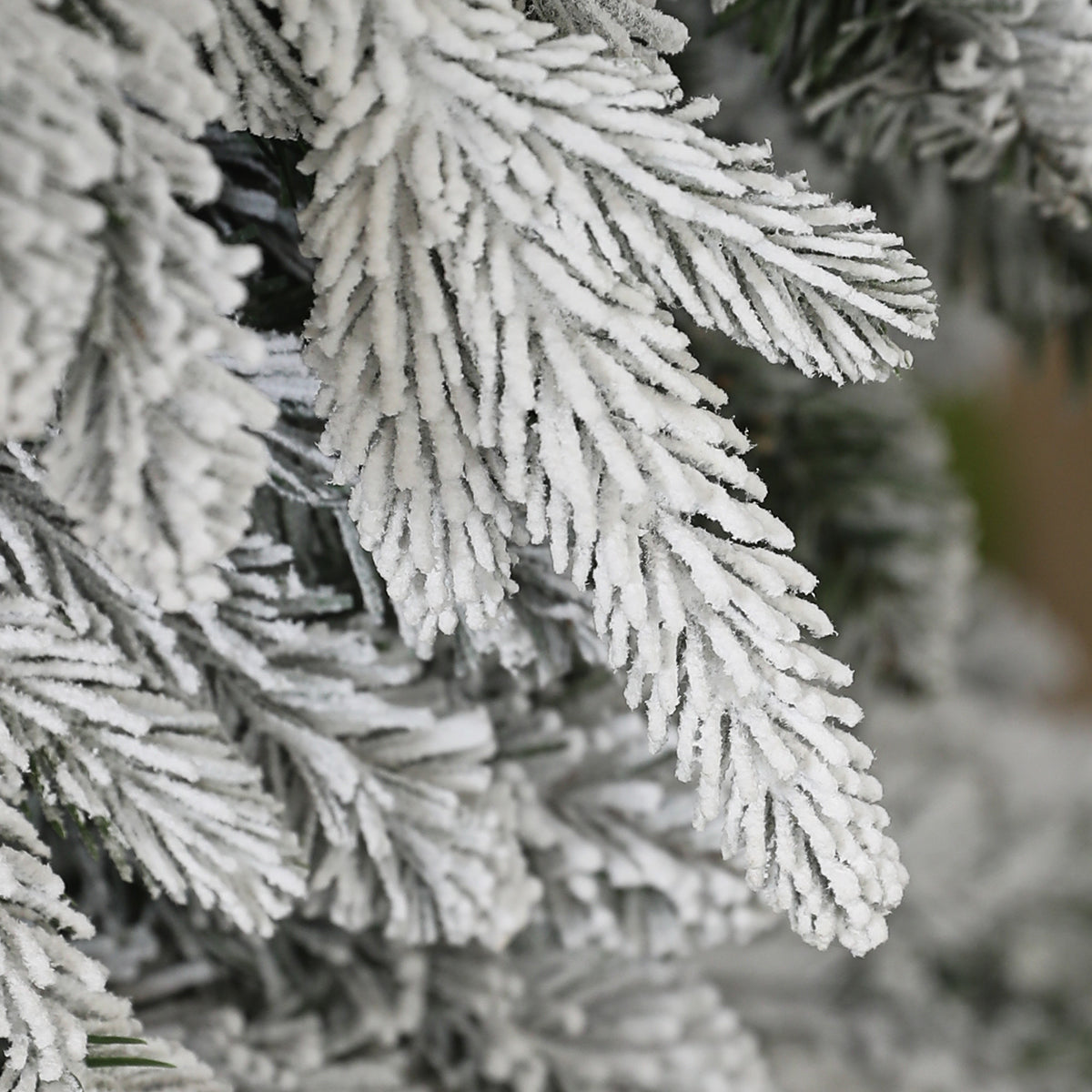 HOMCOM 7ft Snow-Covered Unlit Artificial Christmas Tree 